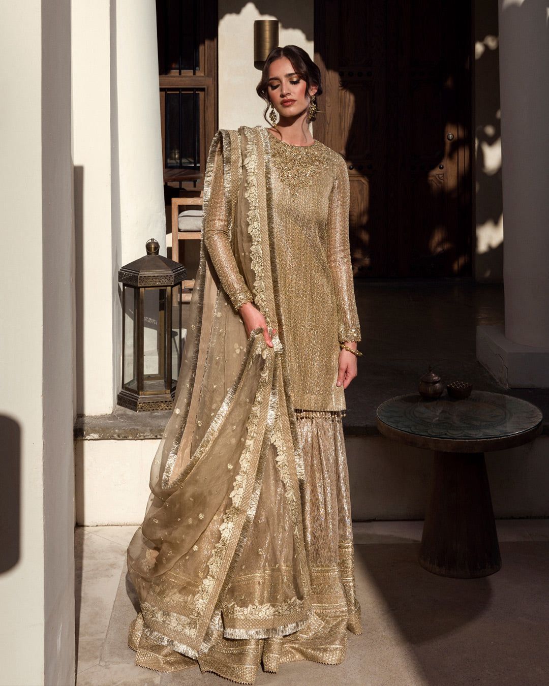Linia - Faiza Saqlai