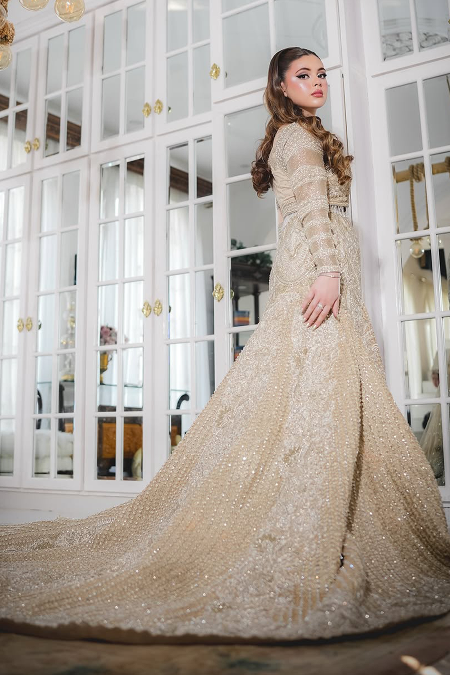 Aurelie-Zain Hashmi (Ayeza khan)