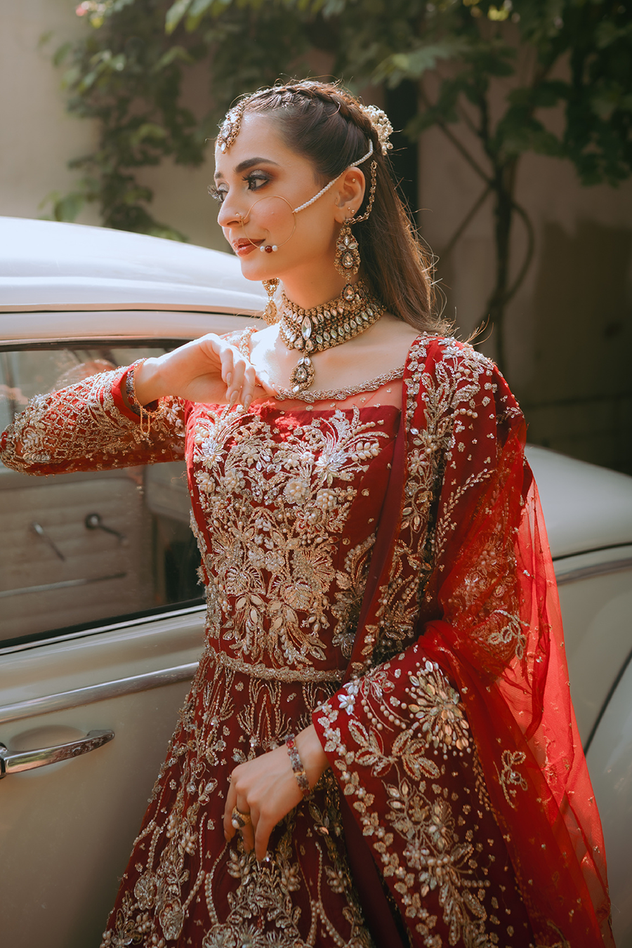 Republic Net Neckline