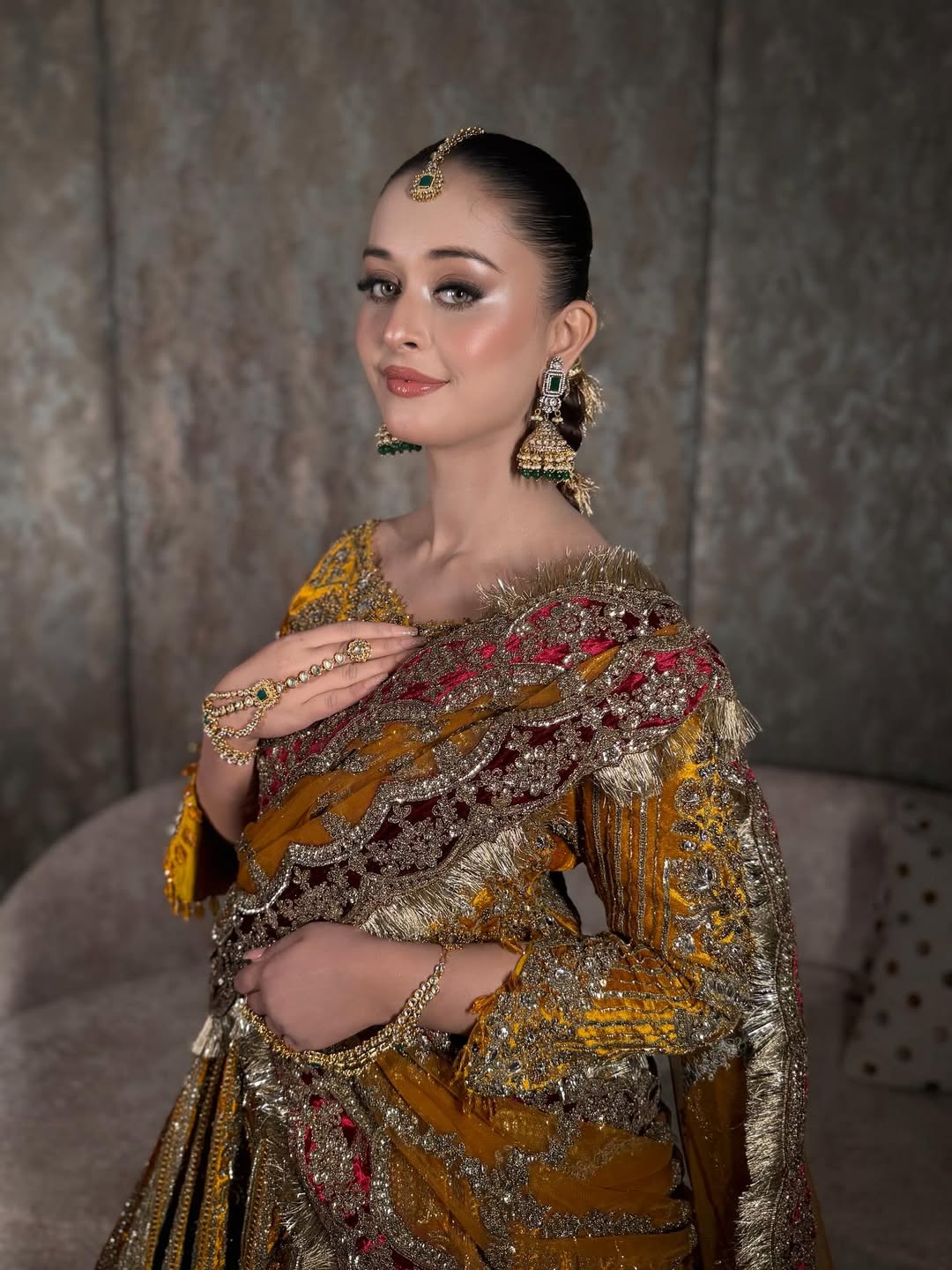 KASHEES YELLOW VELVET-KS02