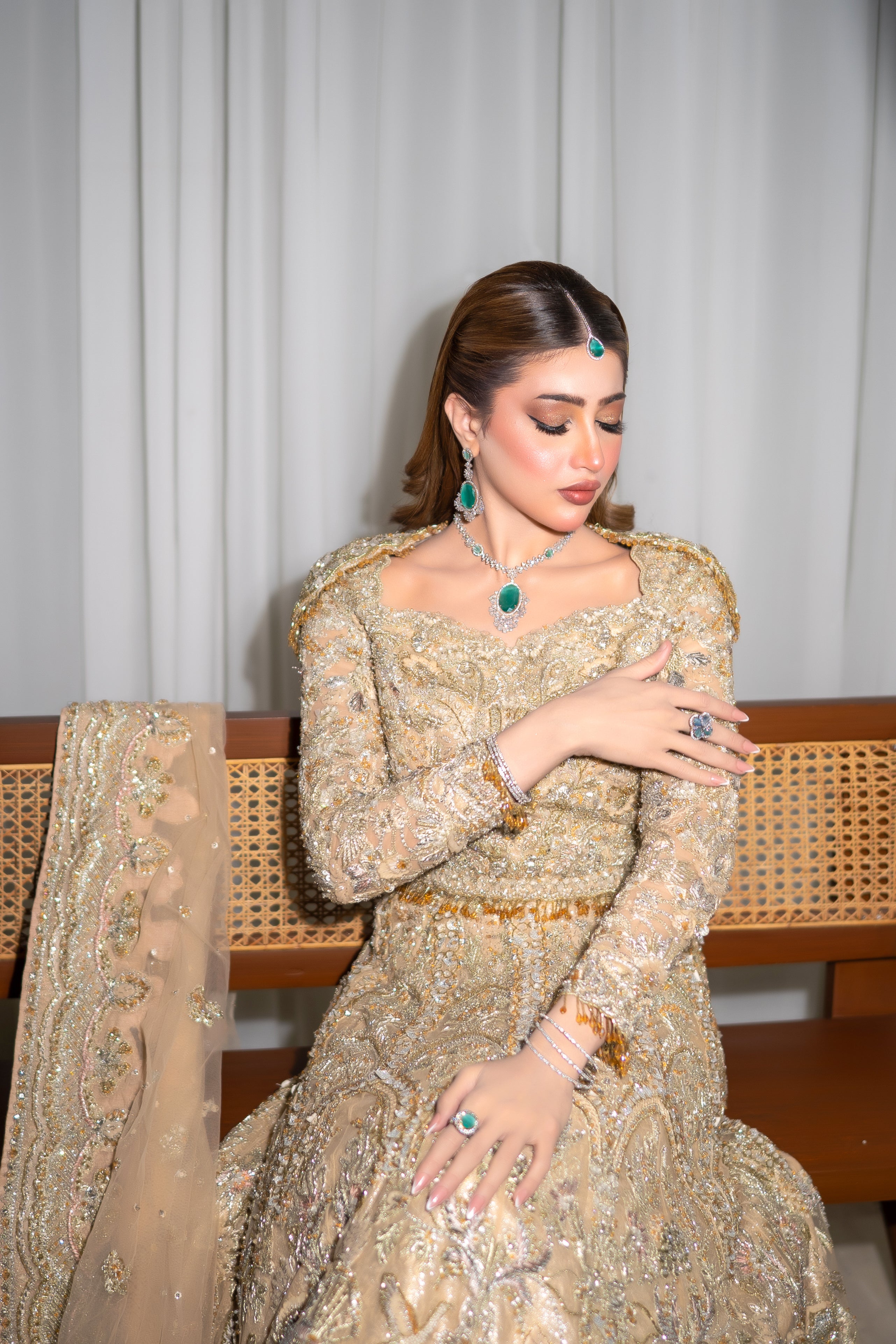 Suffuse Gold B-Fly-SUF13