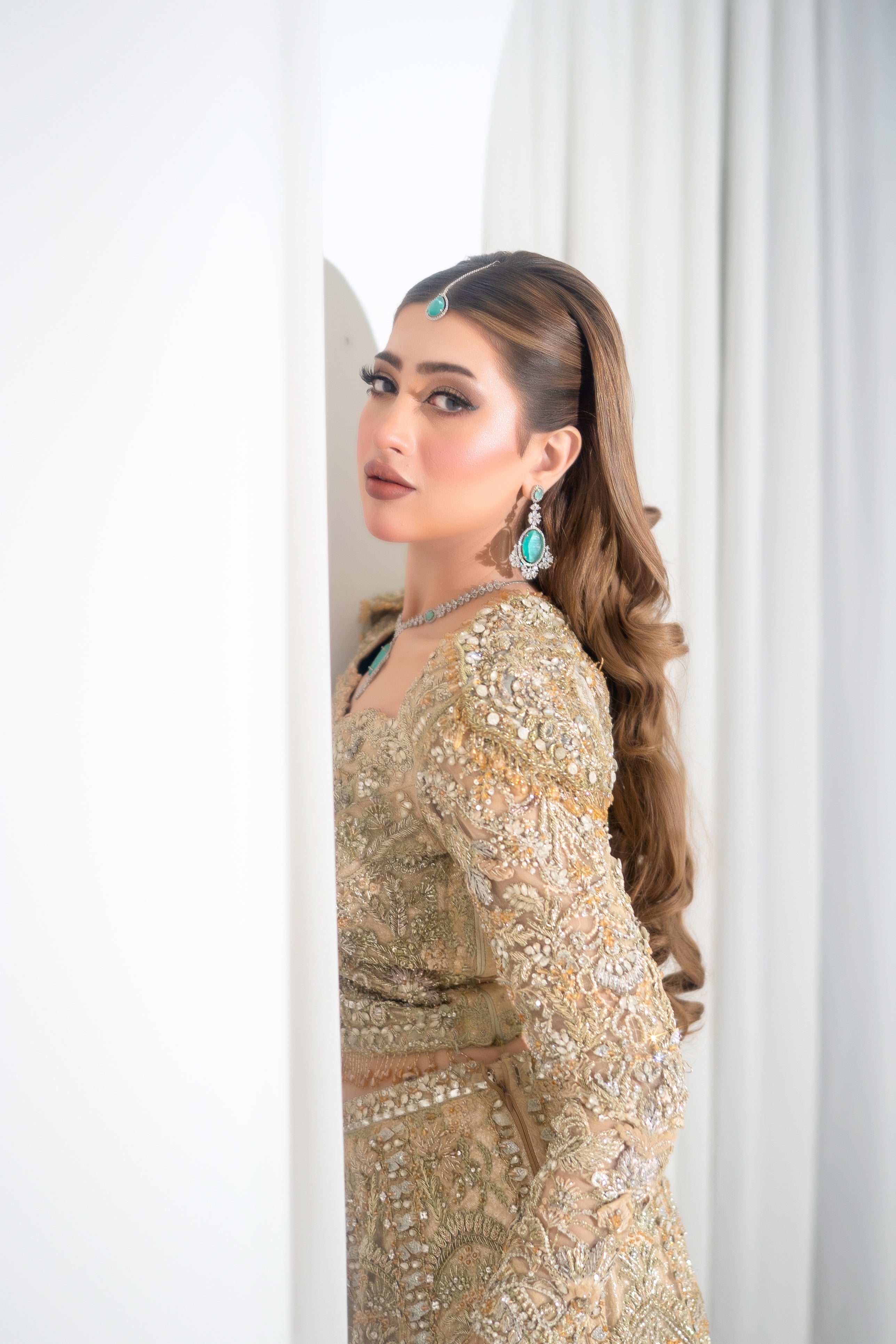 Suffuse Gold B-Fly-SUF13