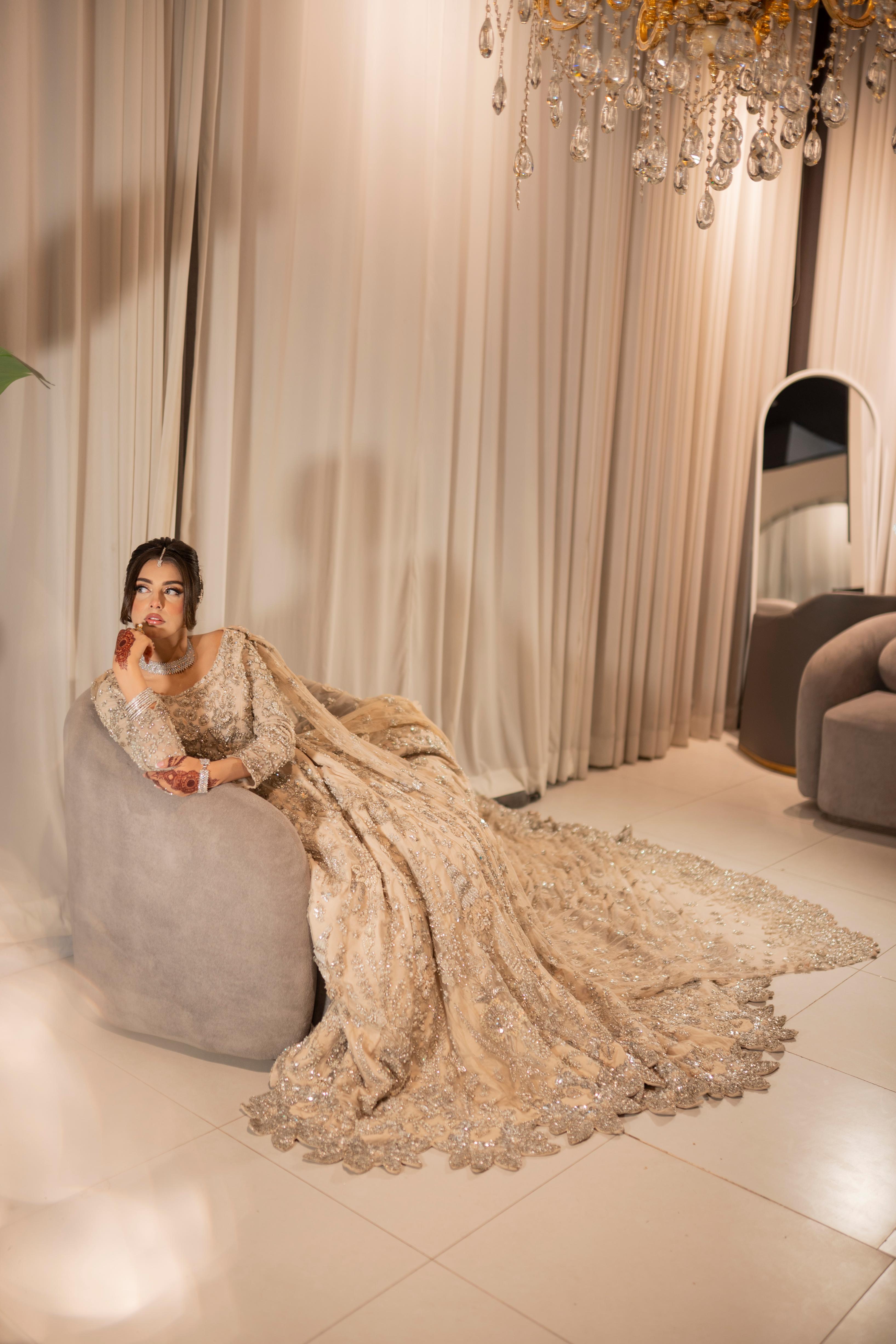 REPUBLIC WINGS IVORY BEIGE-RP14 - Sassy Brides