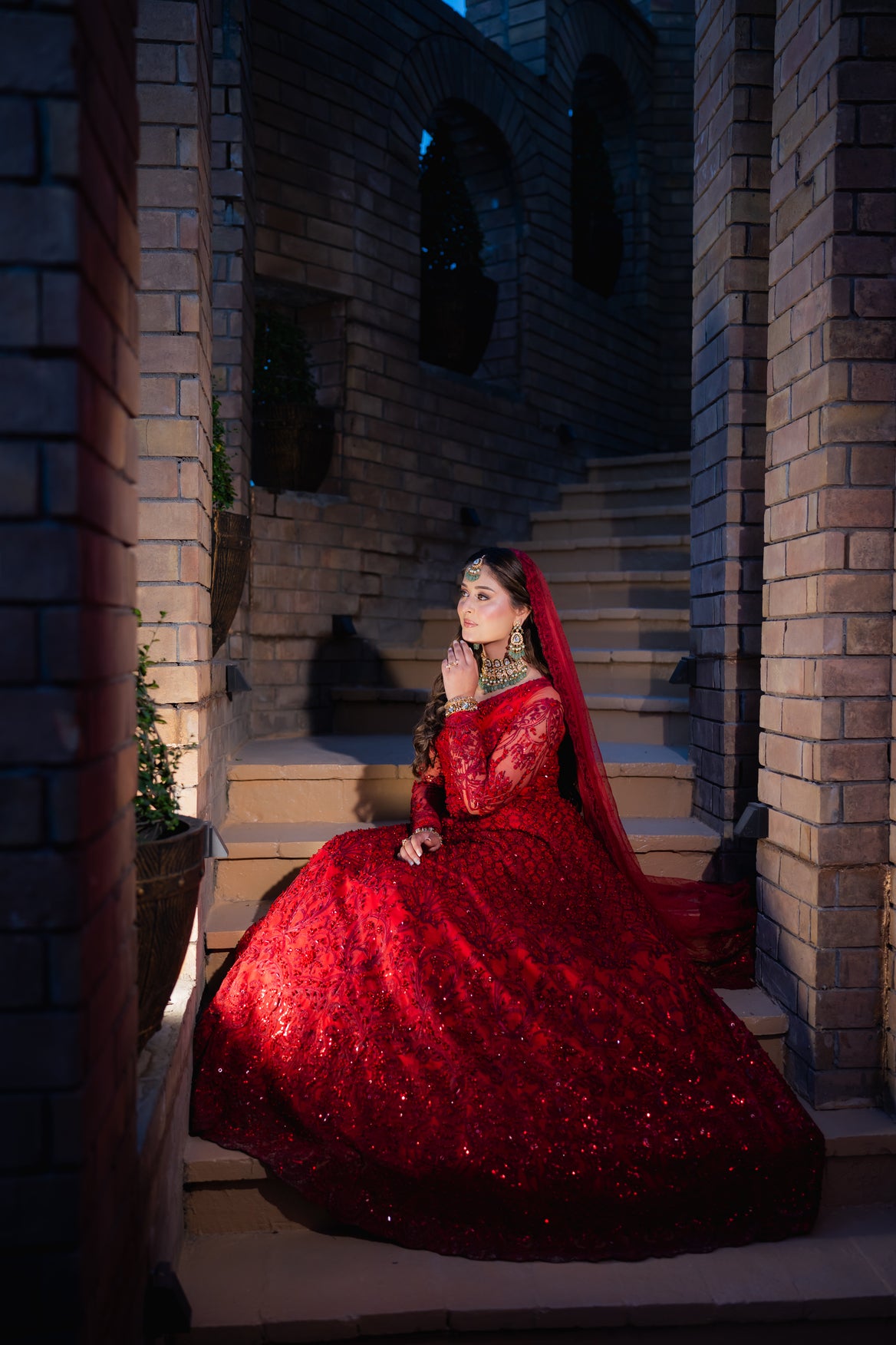 REIGN RED LEHNGA CHOLI