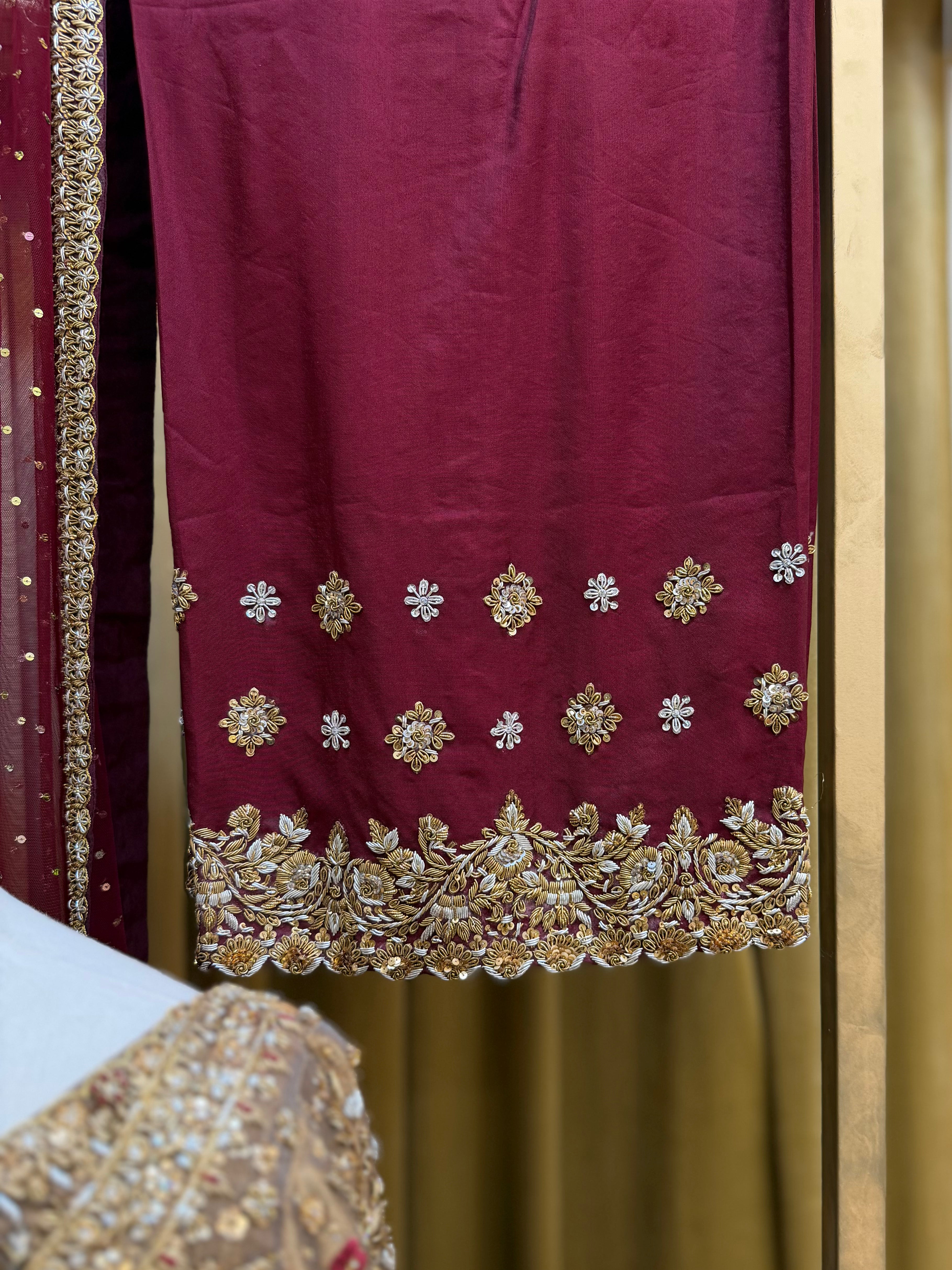 HARIS SHAKEEL GOLD FORMAL MAROON DUPATTA-HS37