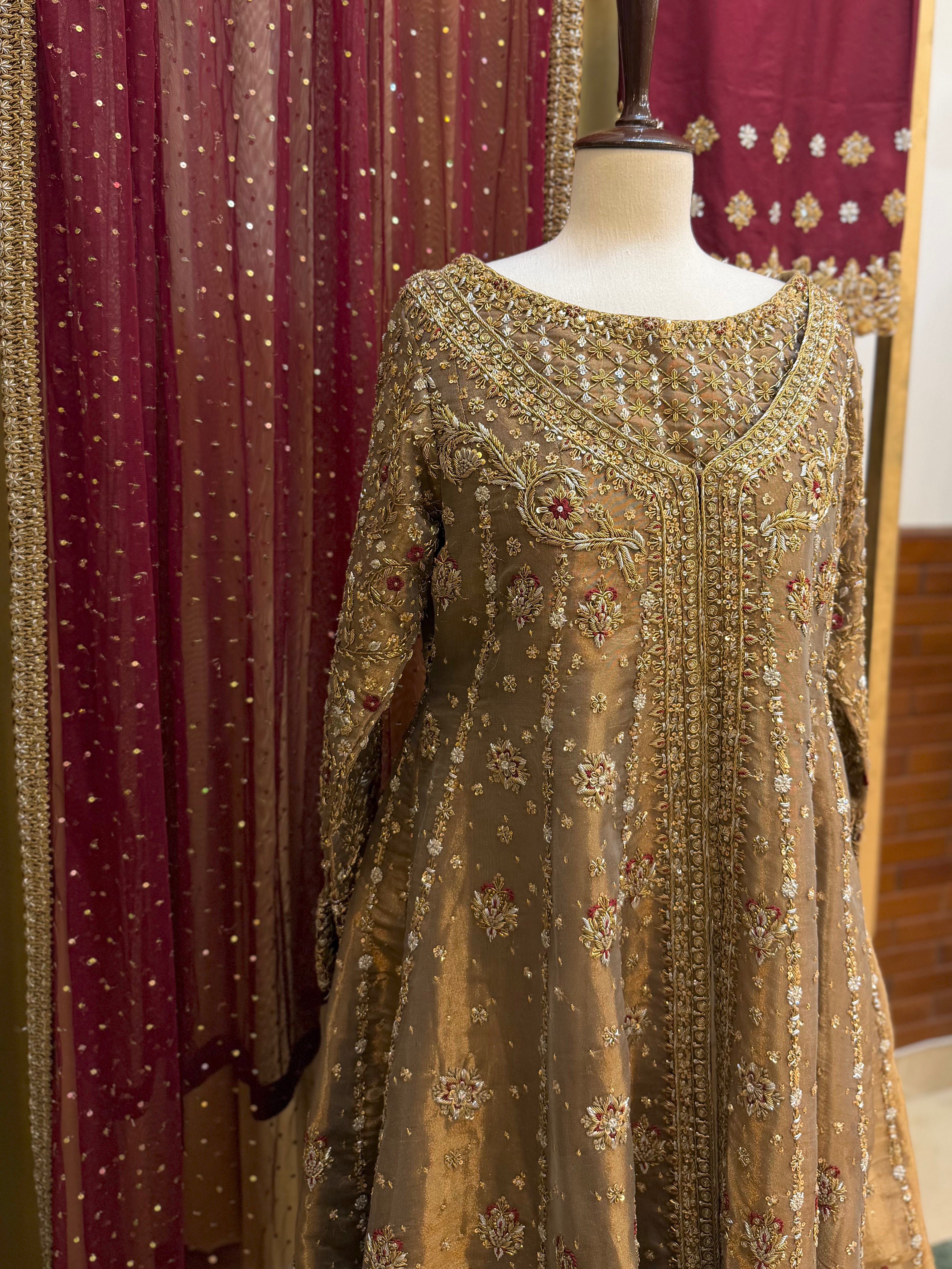 HARIS SHAKEEL GOLD FORMAL MAROON DUPATTA-HS37