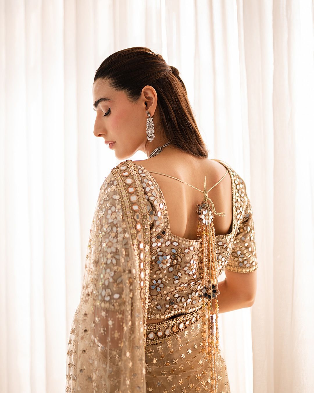 SHIKHWANI Alizeh-SH01