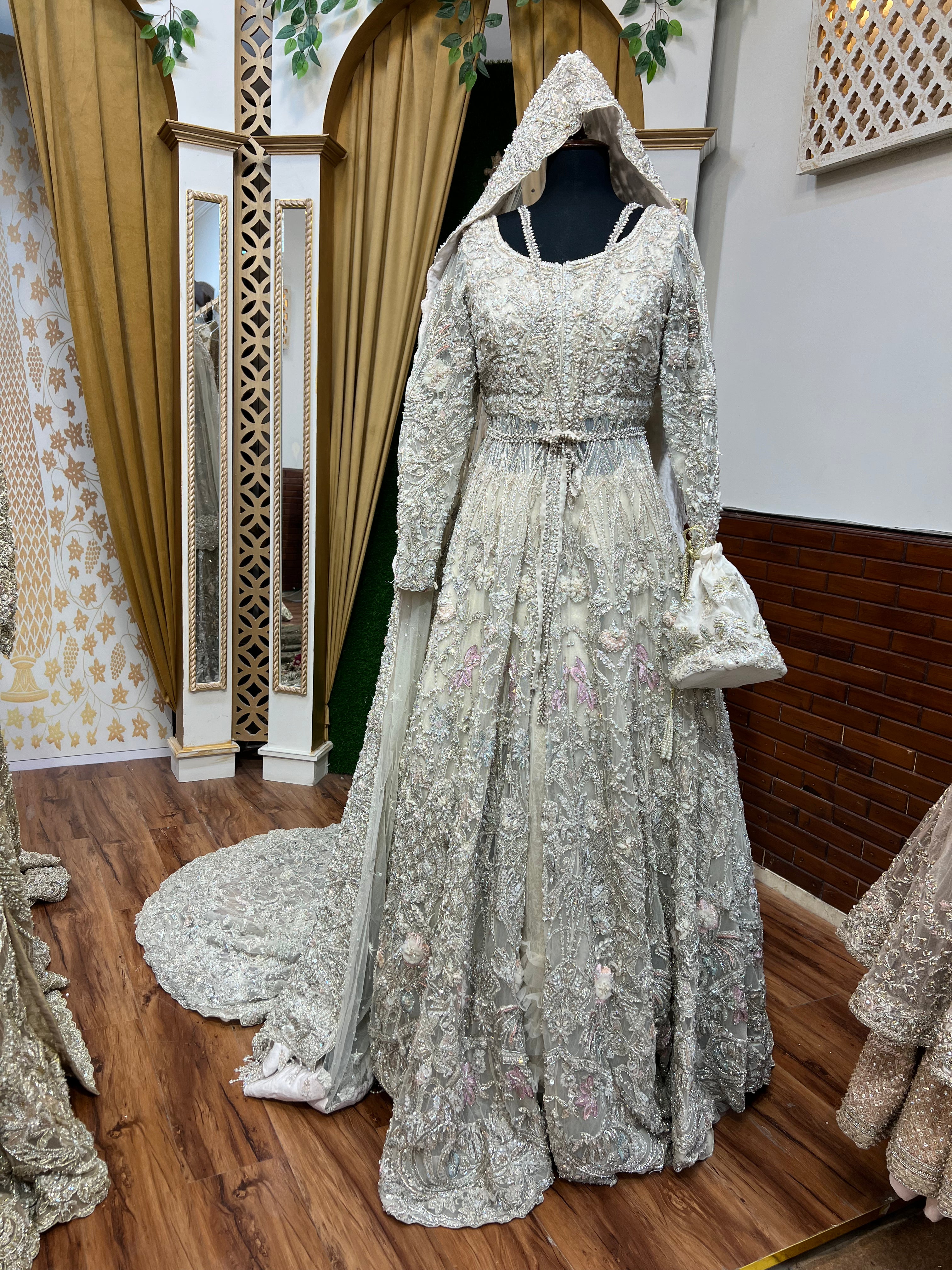 Suffuse Grey Frill-SUF12