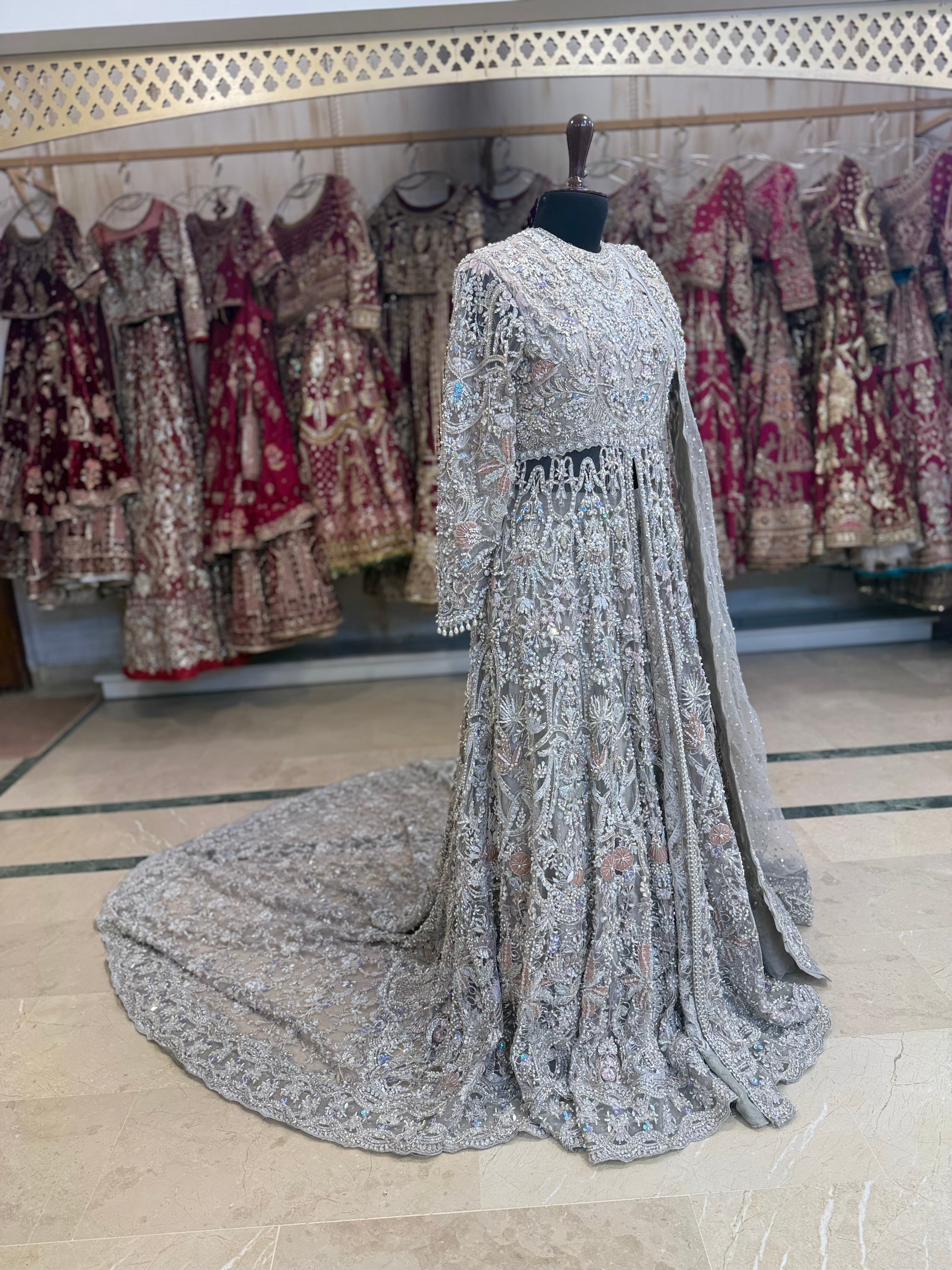 Mysie Grey Tail Maxi-MY01