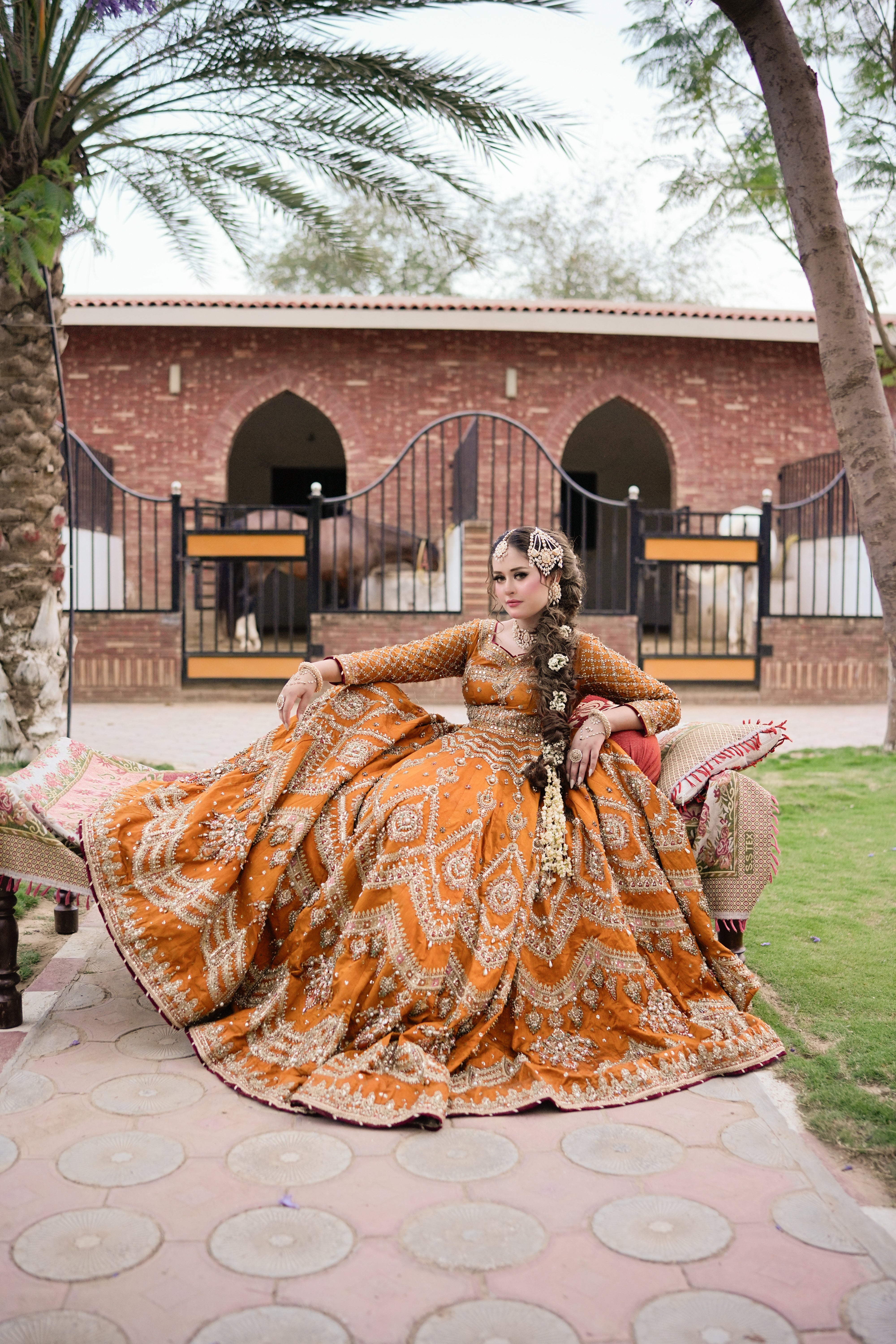 MNR QESAR MAHAL PISHWAS