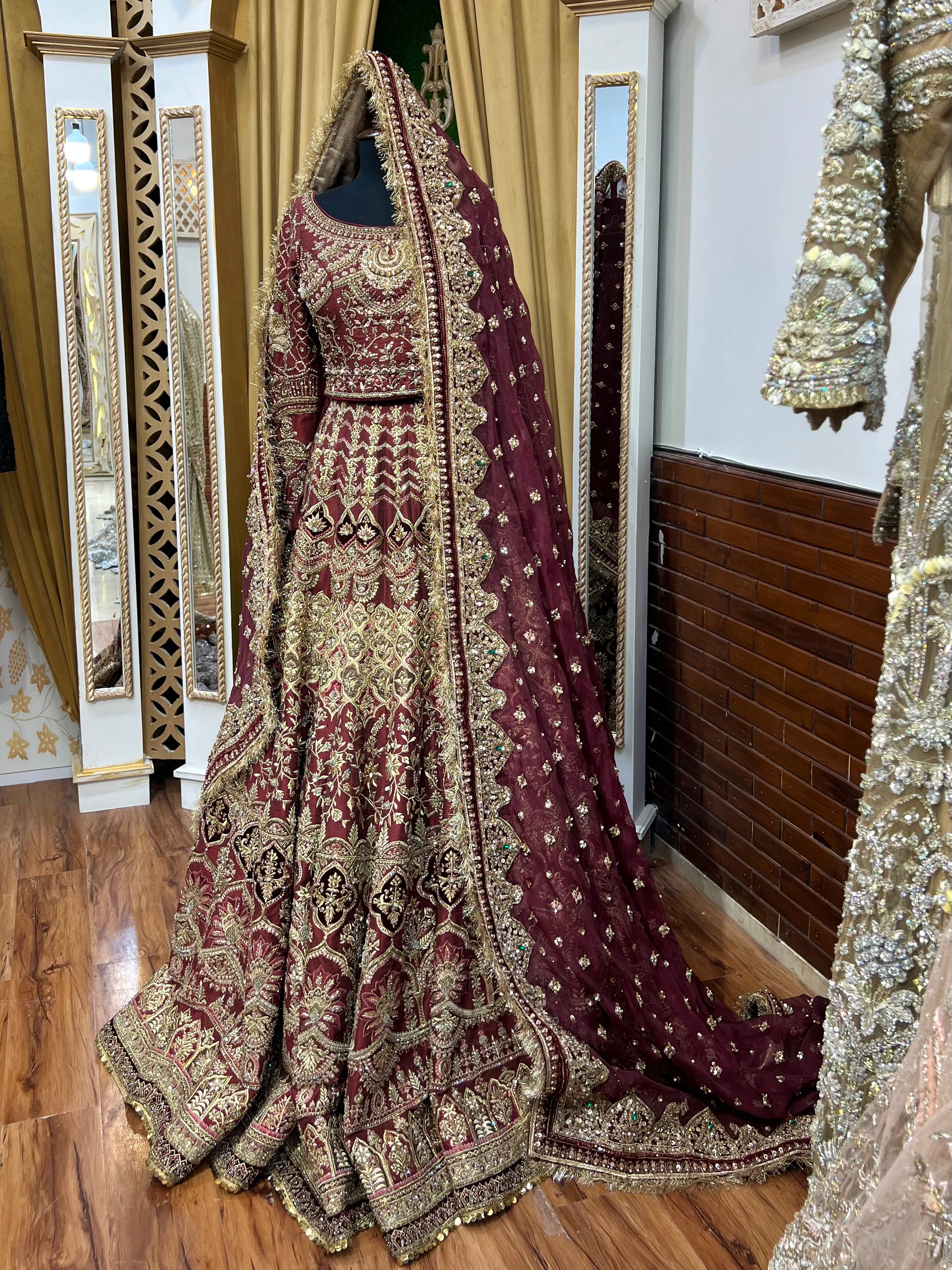 MNR Heritage Deep Brown- MNR06