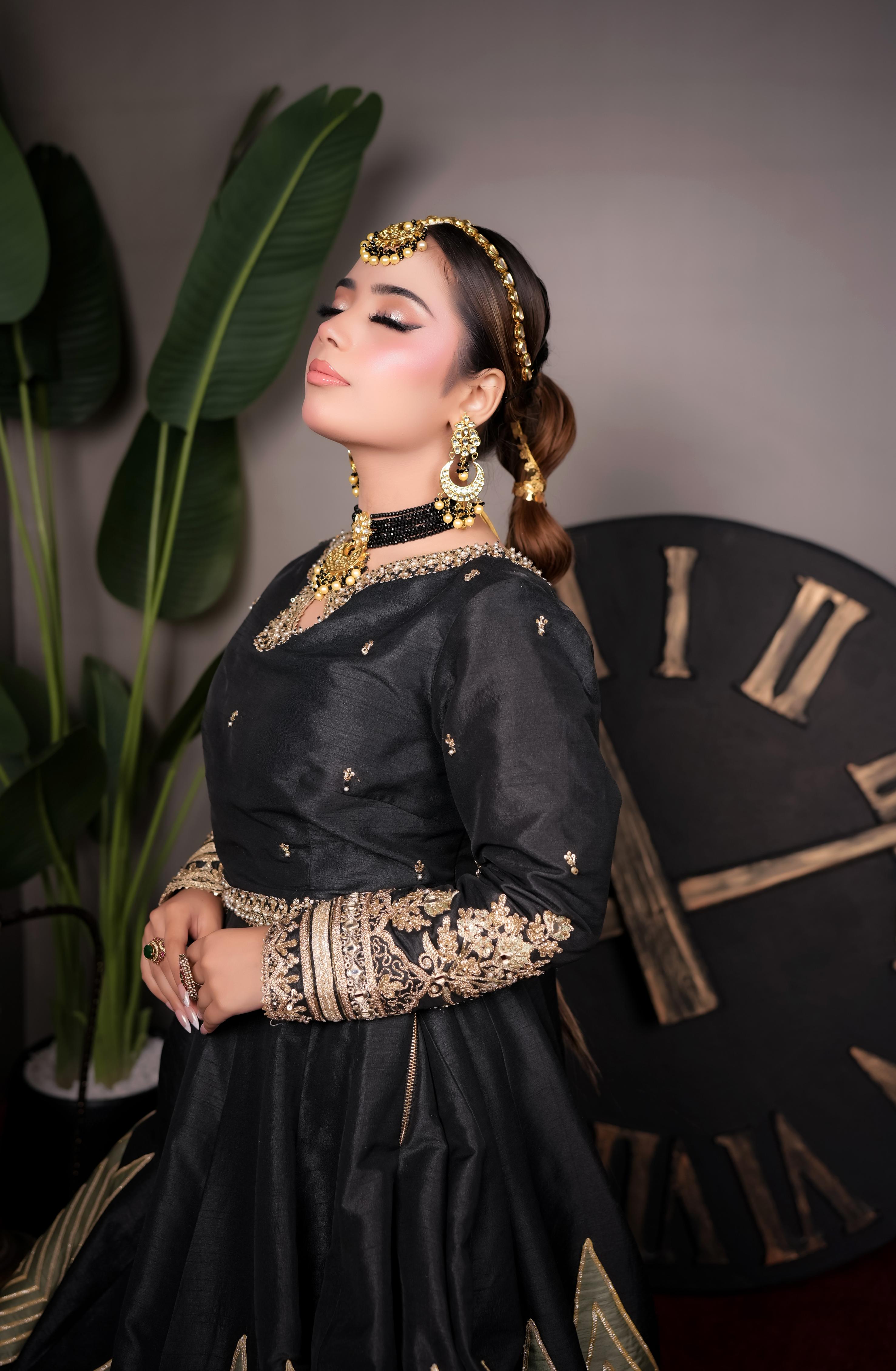 MNR KARISHMA-MNR53
