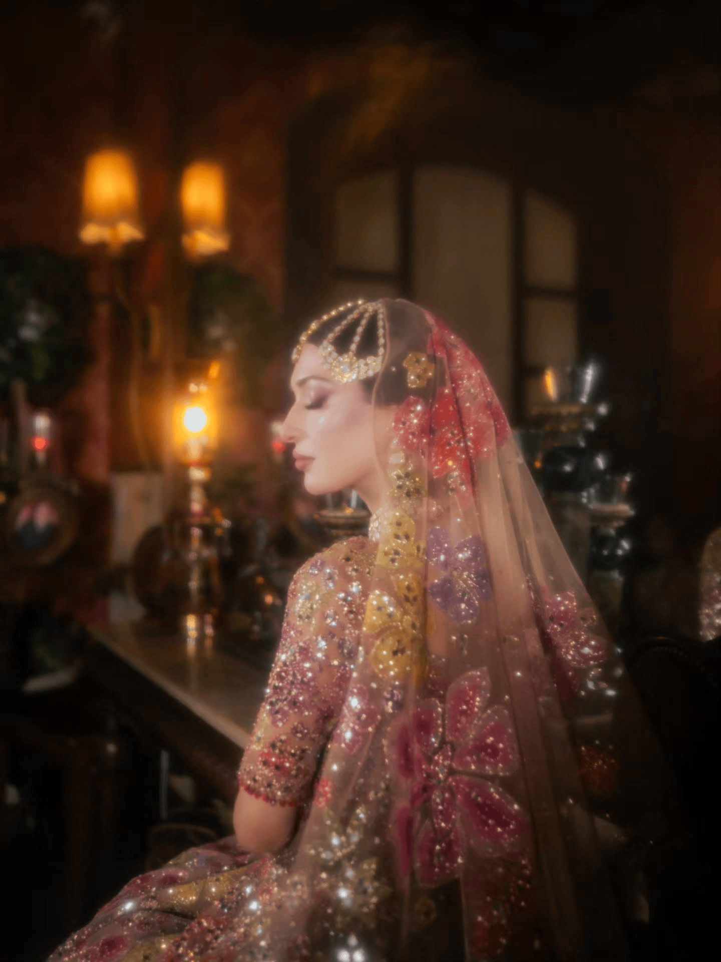 SEEMA GUJRAL MEHNDI