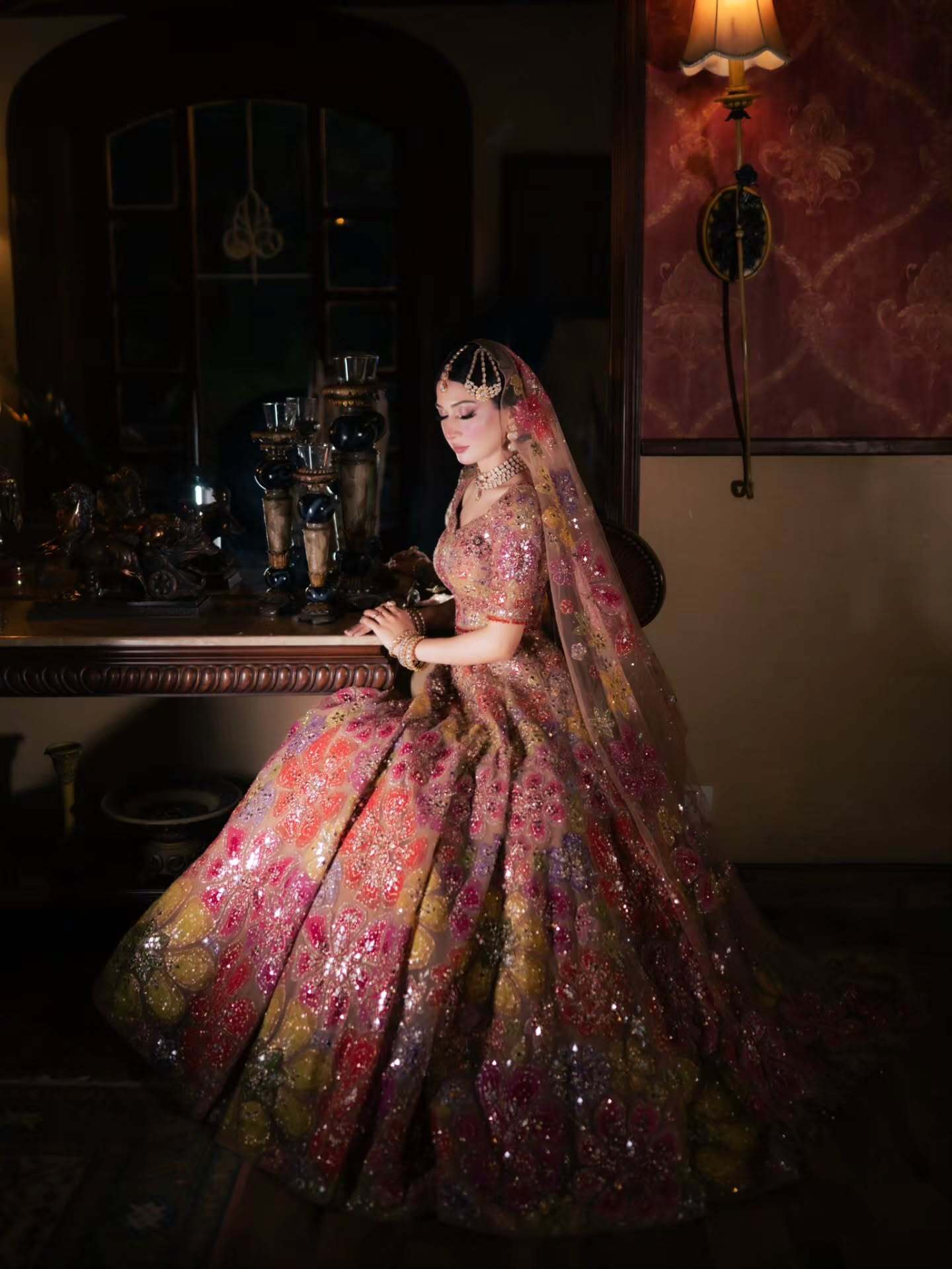 SEEMA GUJRAL MEHNDI