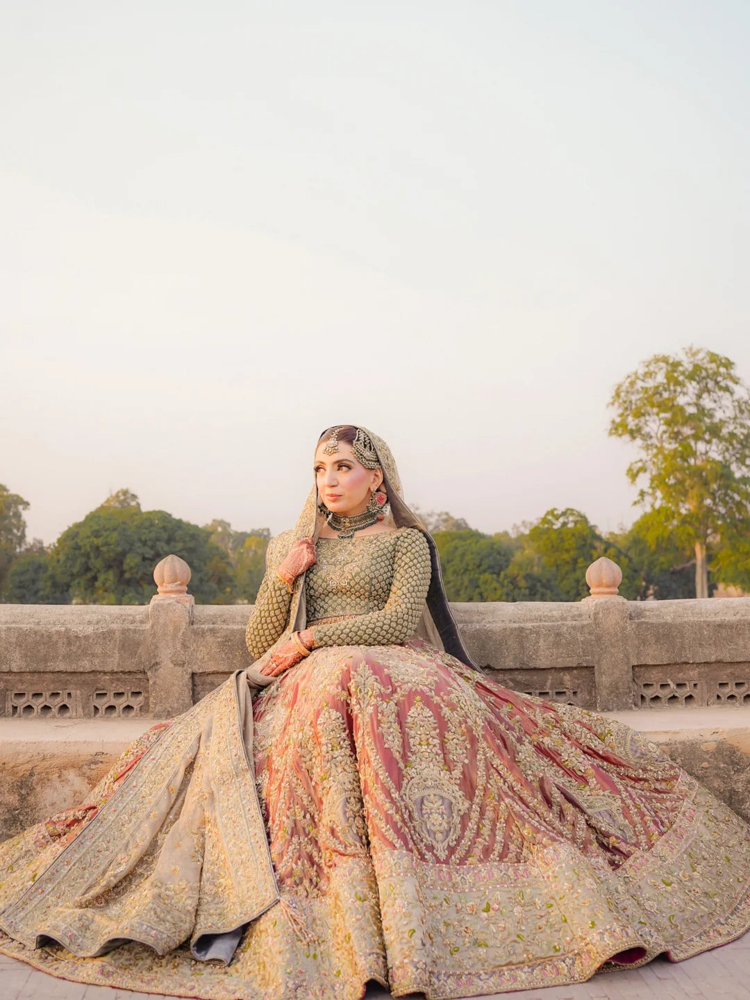 FAIZA SAQLAIN MUNTAHA-FS09