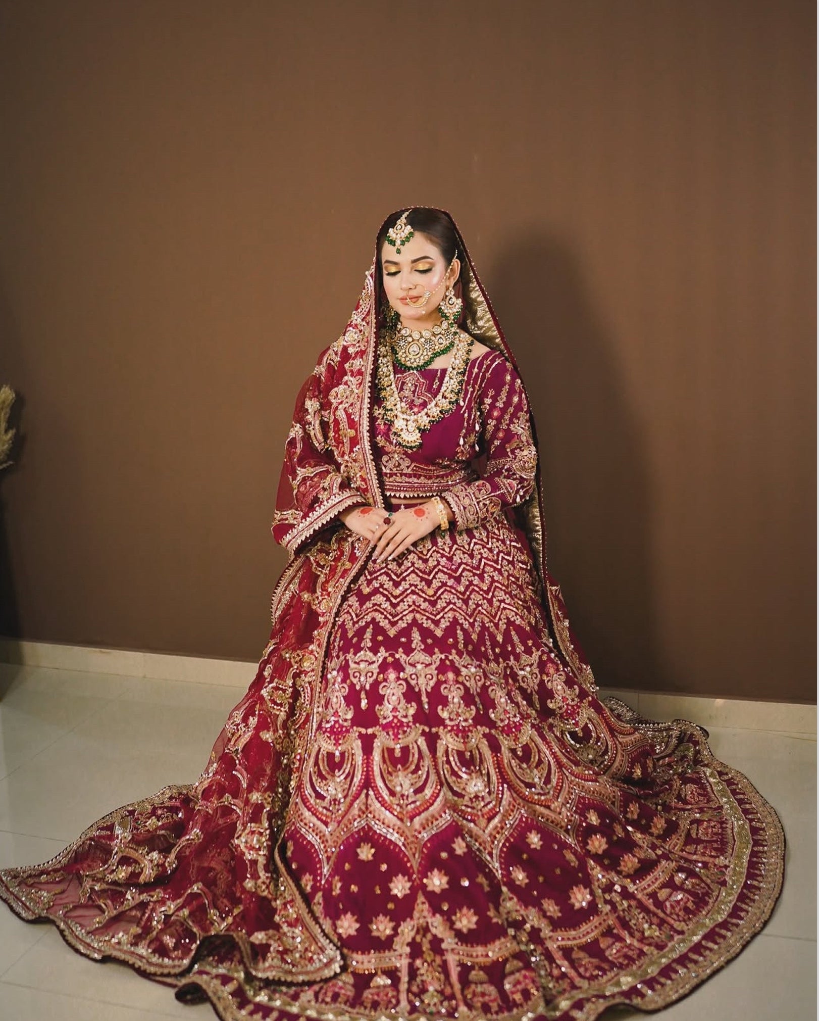 MNR Sultana Red-MNR01