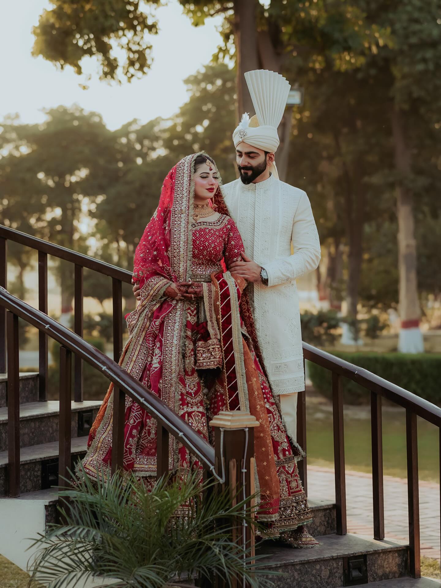 MNR WAHEEDA PLAIN CHOLI-MNR39