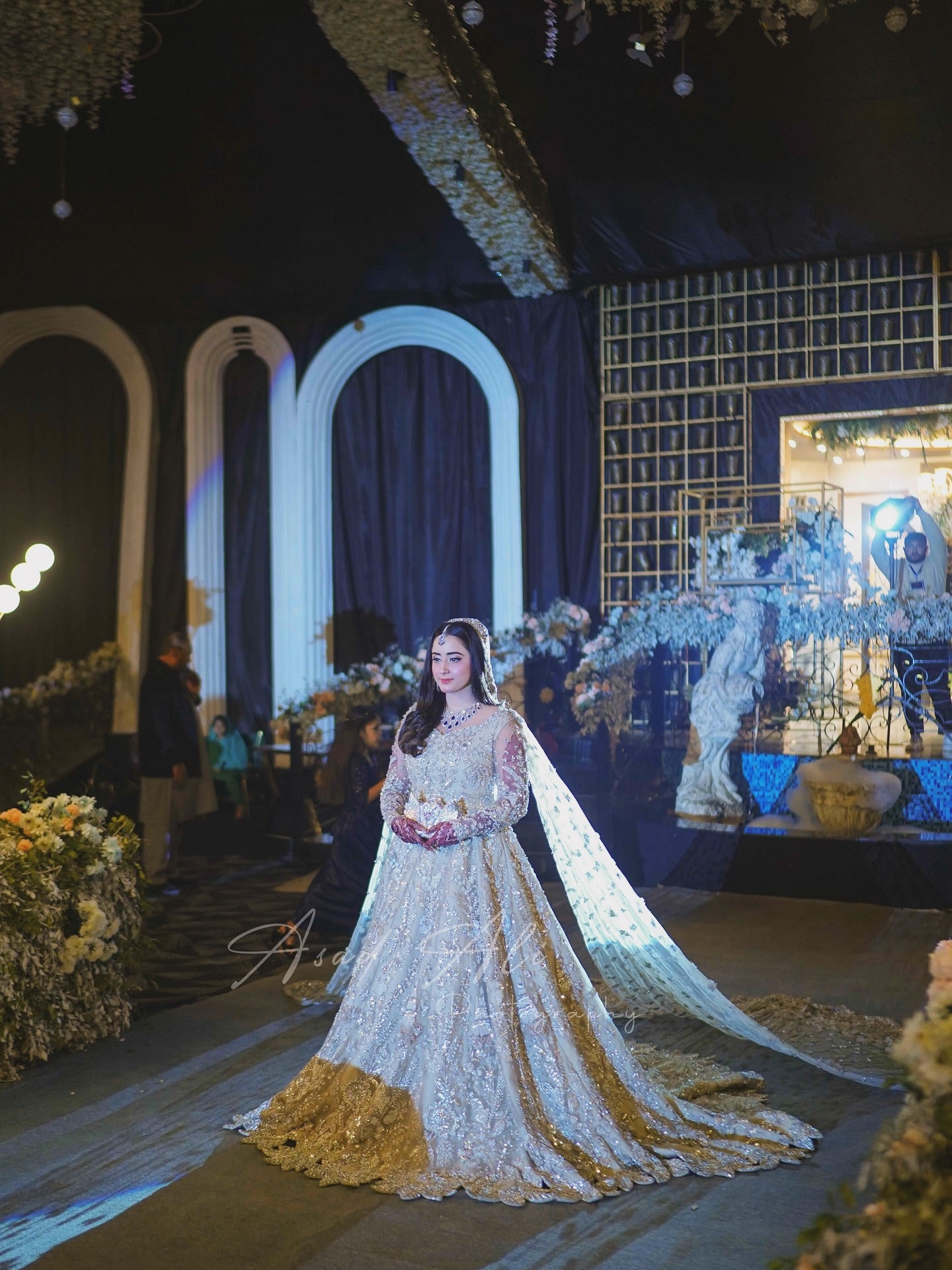 Republic Wings Ivory Beige-RP14