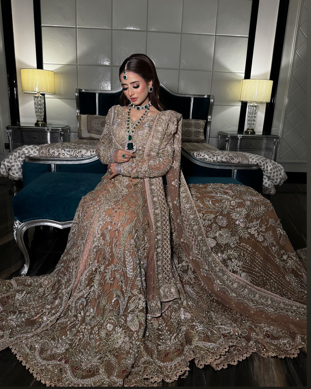 Suffuse Brown Hooks- SUF06