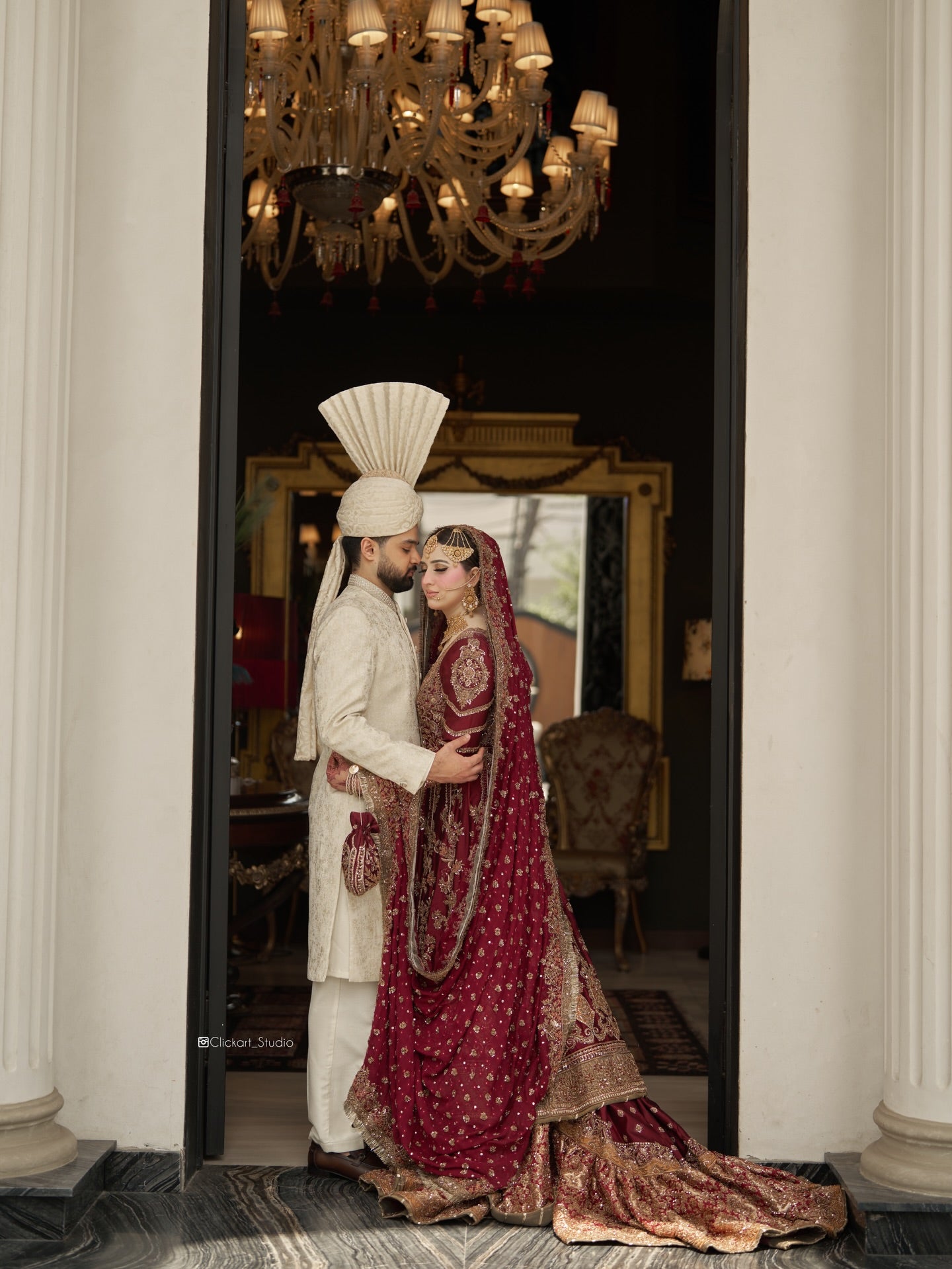 AHMAD SULTAN FARSHI ANGRAKHA MAROON-AS07