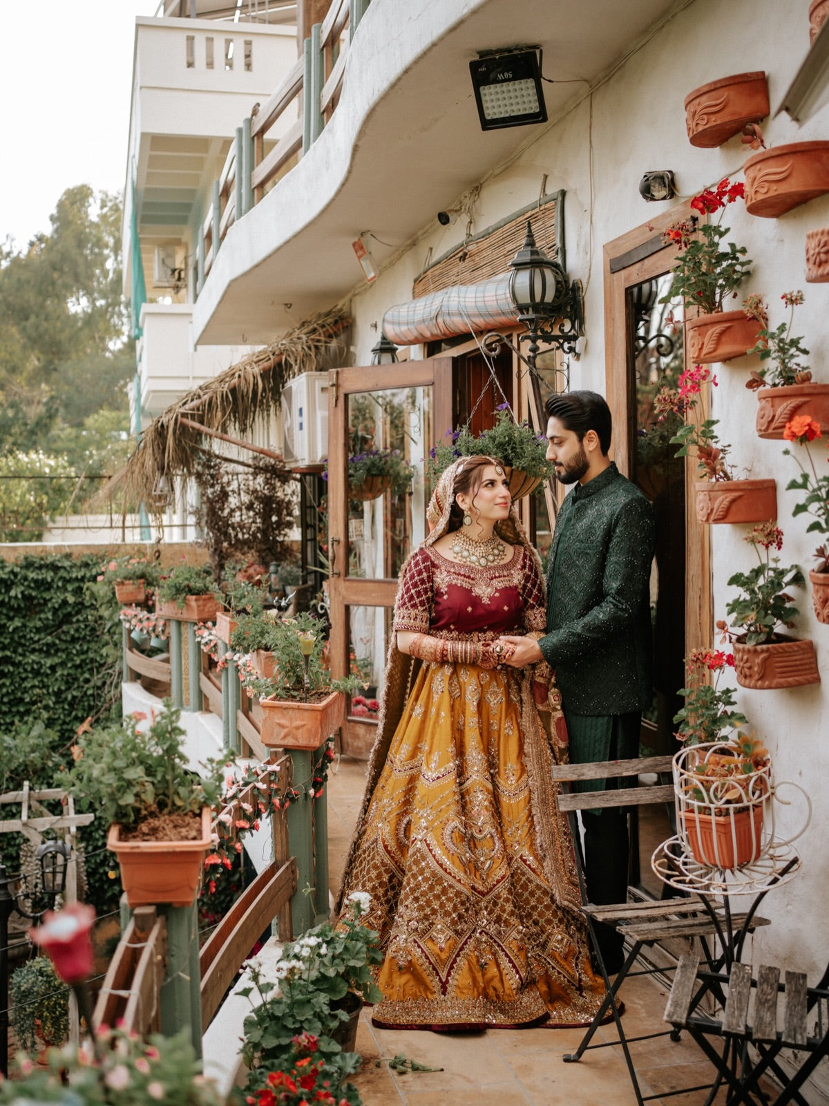 MNR HERITAGE MEHNDI LC WITH MAROON CHOLI