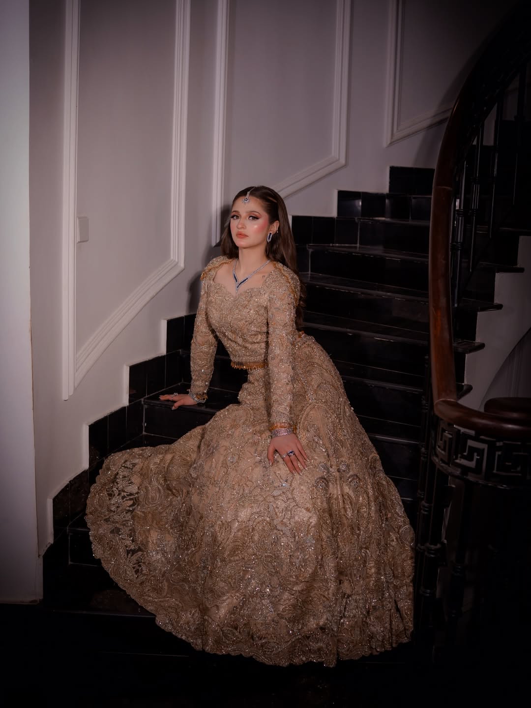 Suffuse Gold B-Fly-SUF13