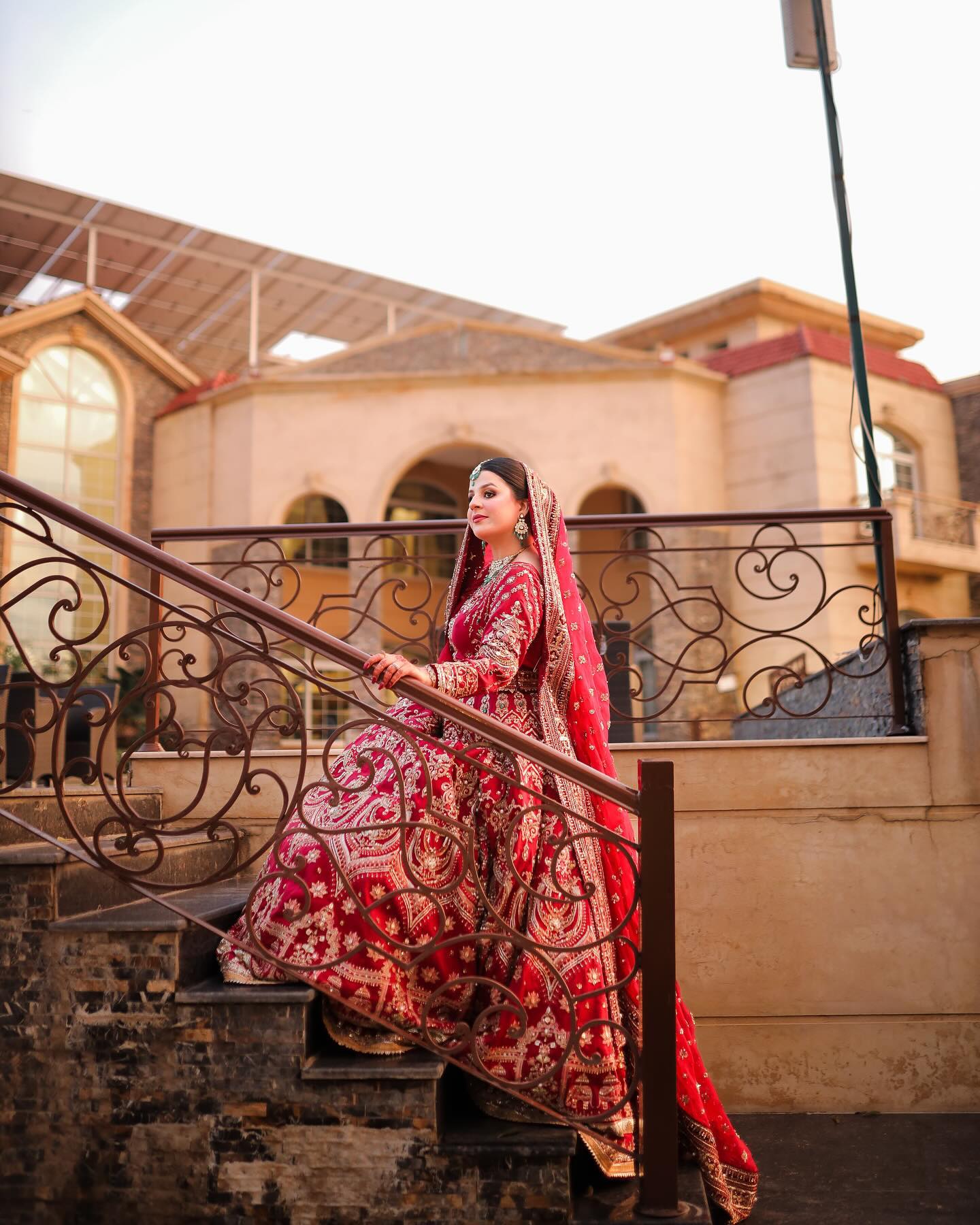 MNR SULTANA RAWSILK RED-MNR01
