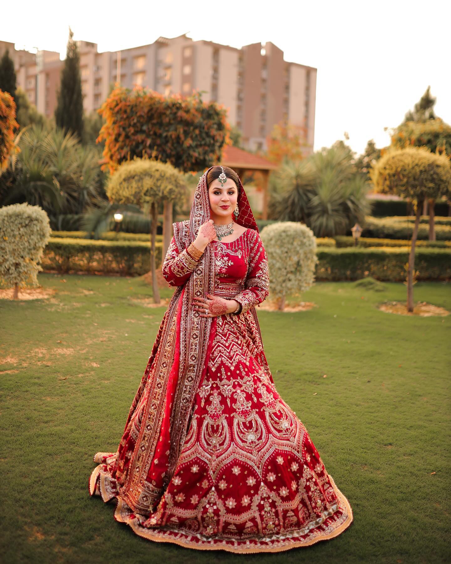 MNR SULTANA RAWSILK RED-MNR01