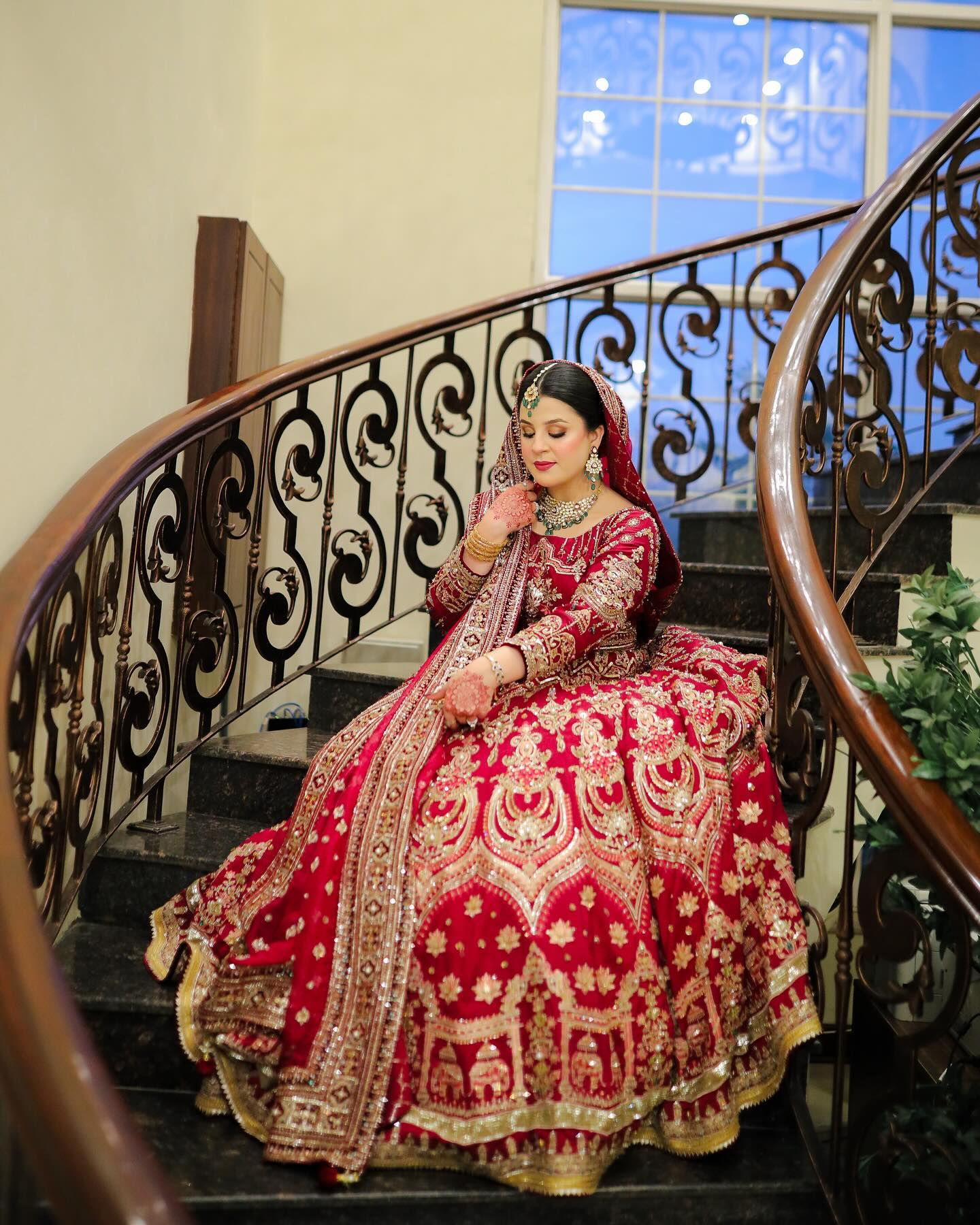MNR SULTANA RAWSILK RED-MNR01
