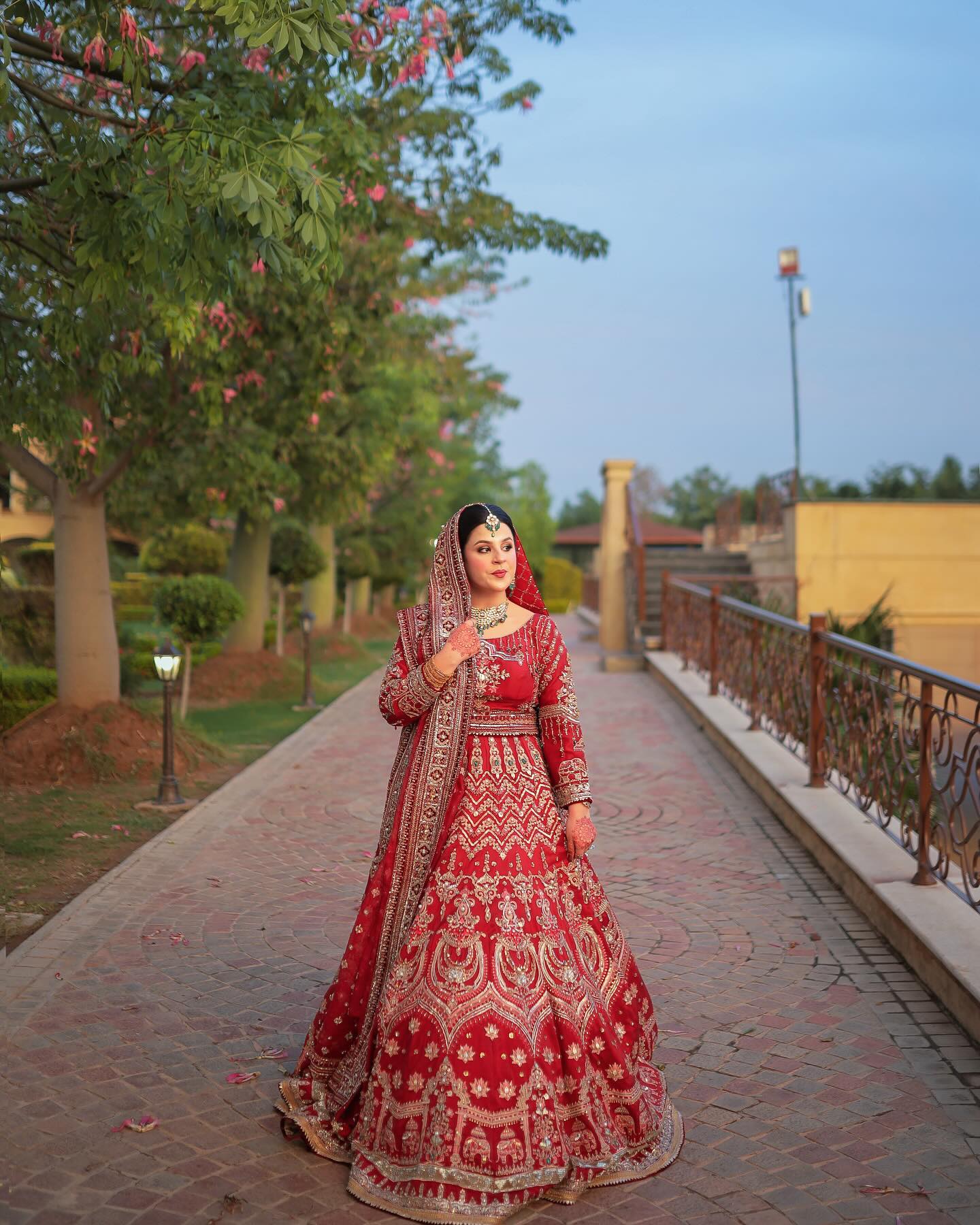MNR SULTANA RAWSILK RED-MNR01