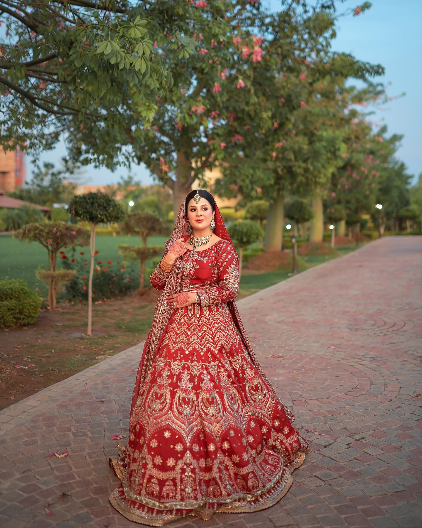 MNR SULTANA RAWSILK RED-MNR01