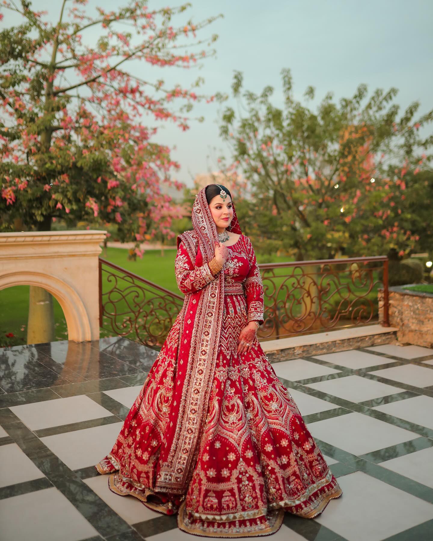 MNR SULTANA RAWSILK RED-MNR01
