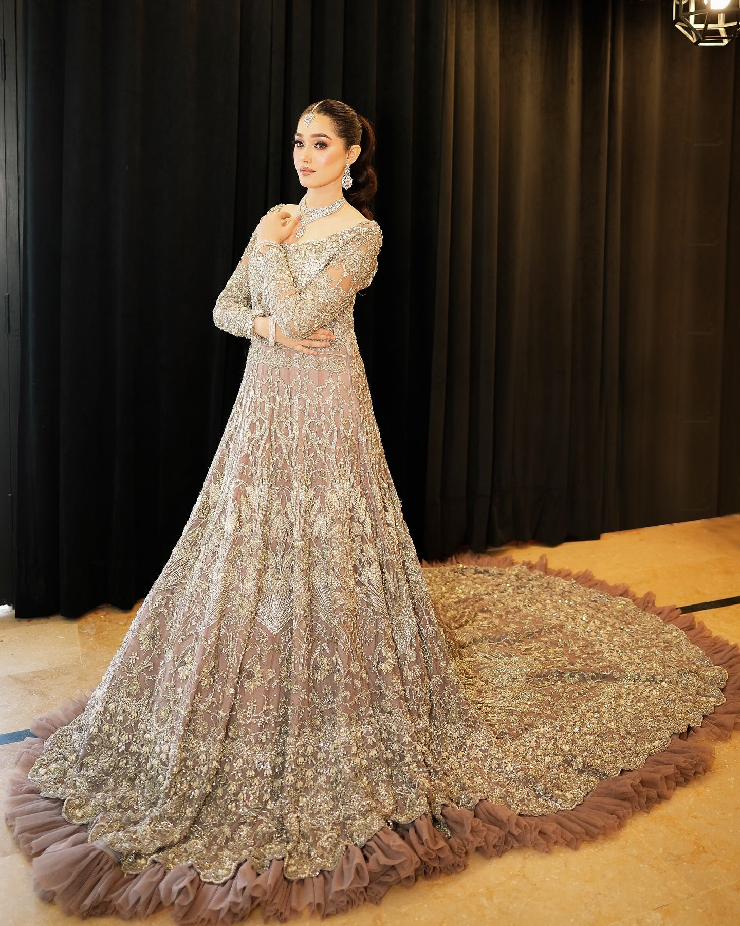 REPUBLIC BRIDES LILAC-RP16