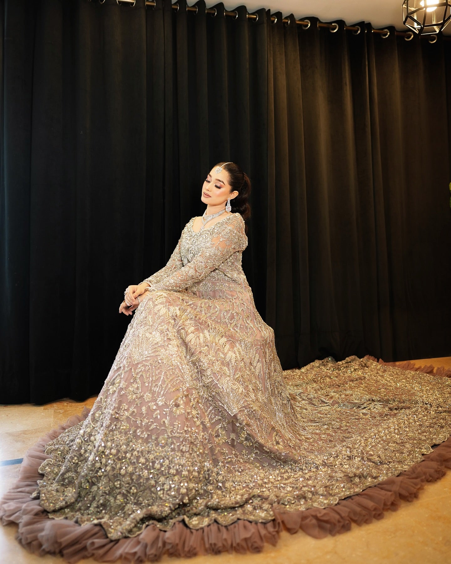 REPUBLIC BRIDES LILAC-RP16