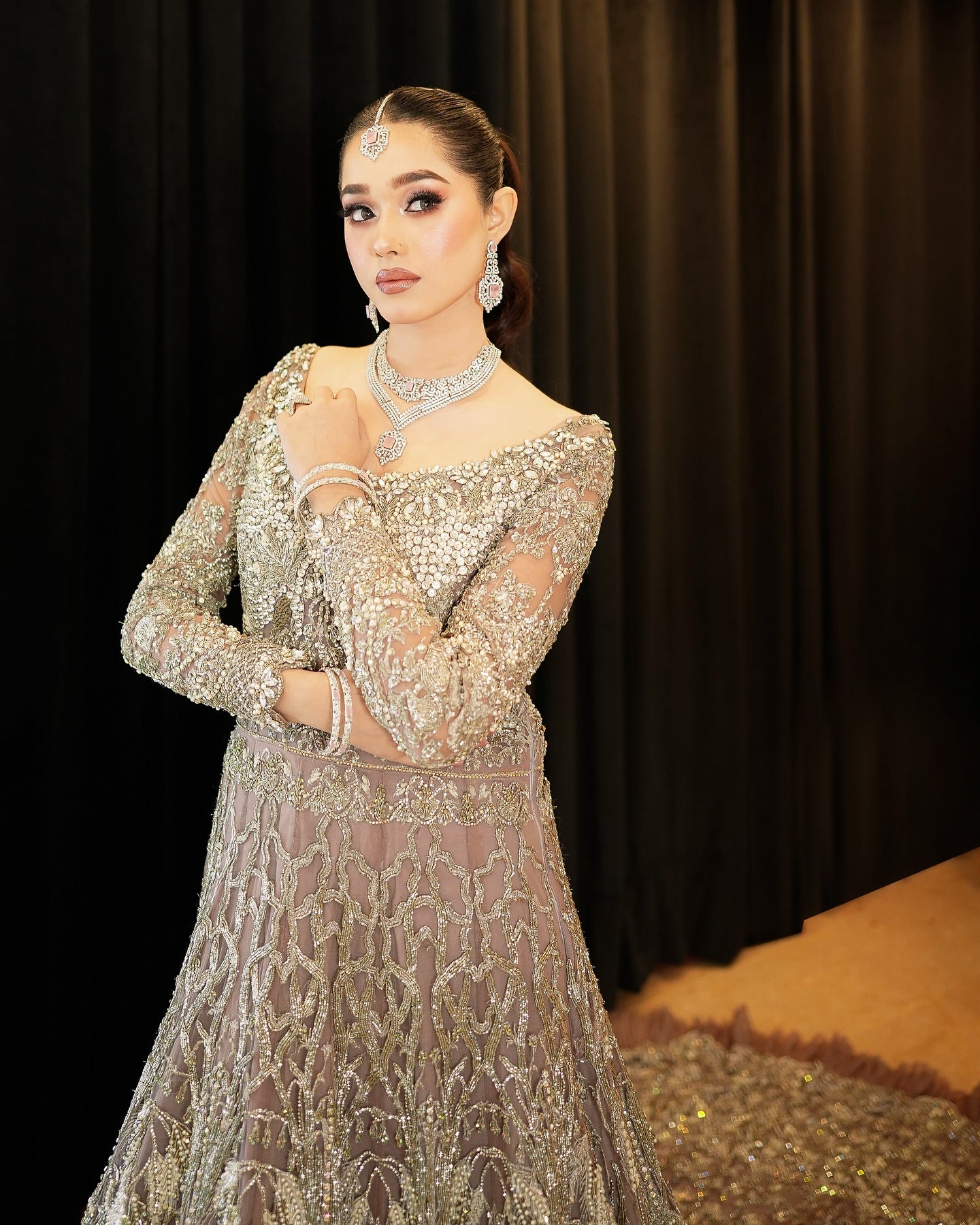 REPUBLIC BRIDES LILAC-RP16