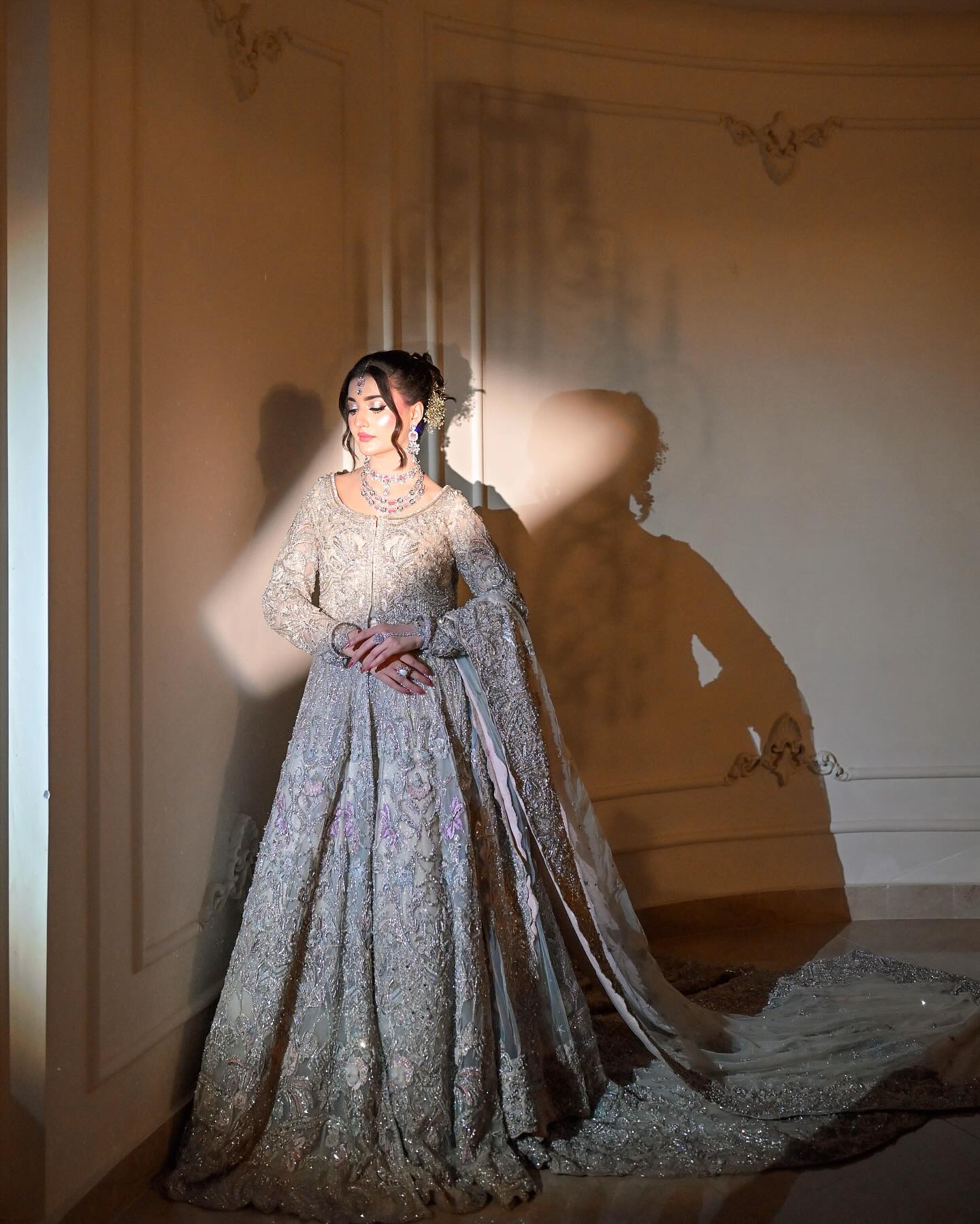 Suffuse Grey Frill-SUF12