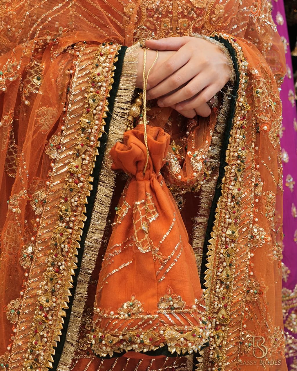 MAHA WAJAHAT MEHNDI