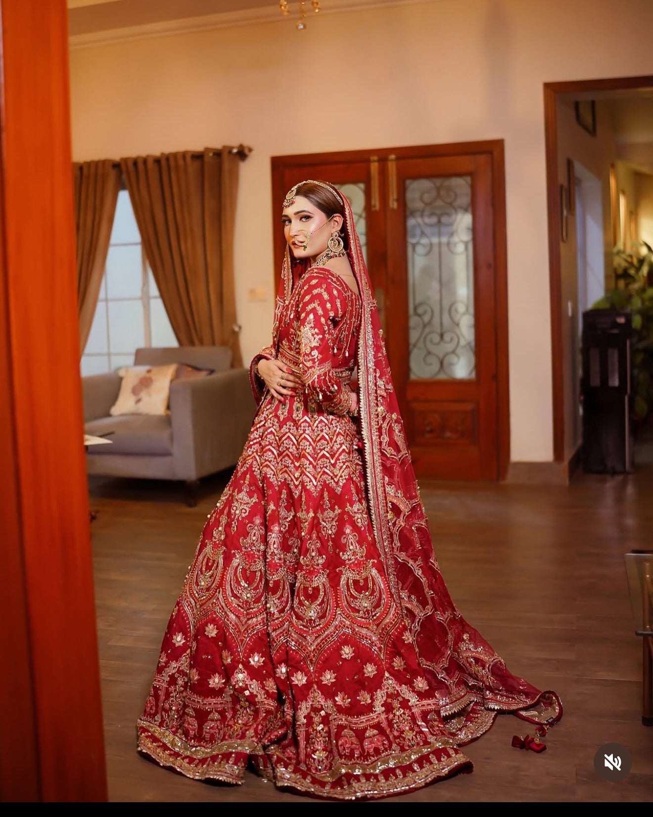 MNR SULTANA RAWSILK RED-MNR01