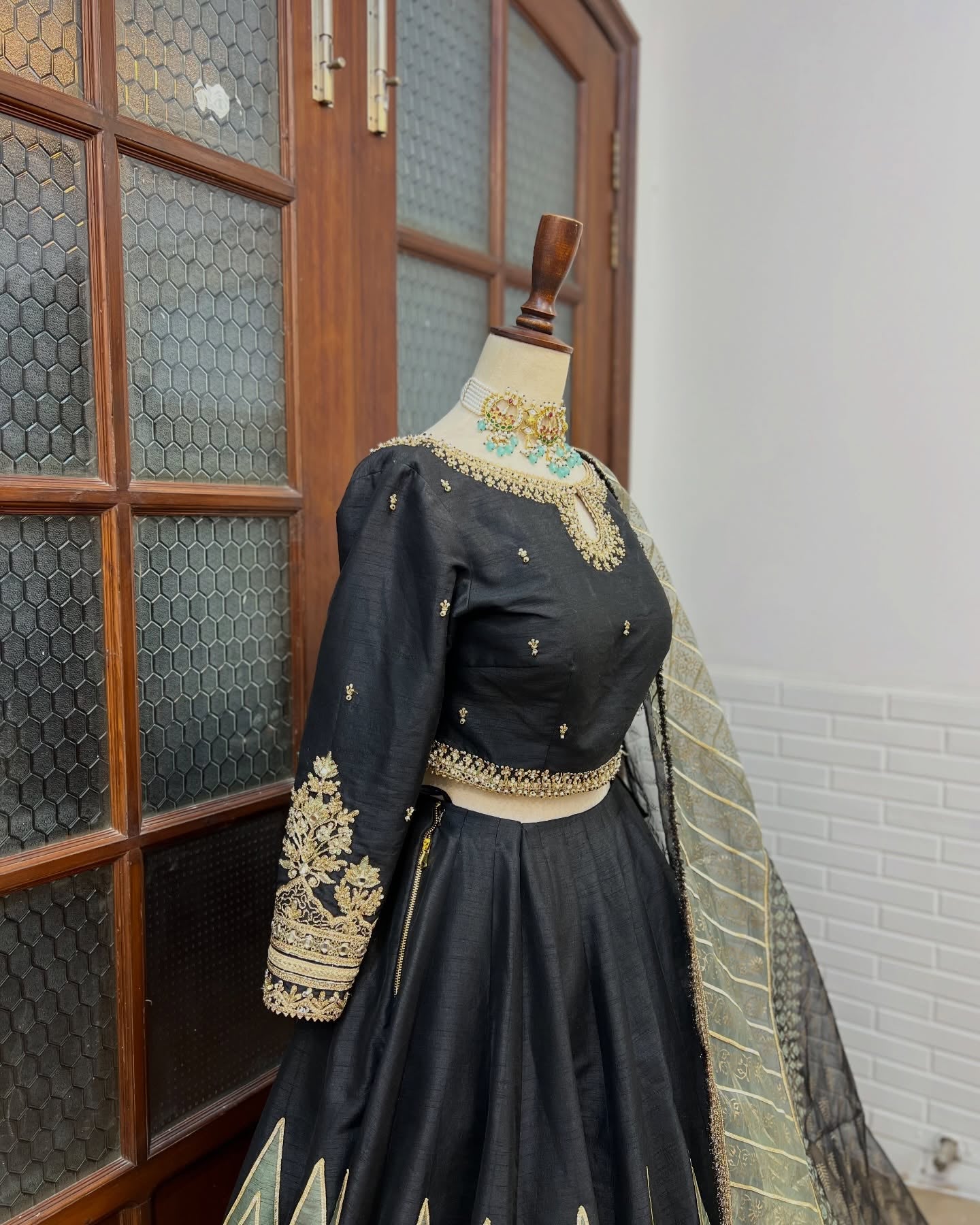 MNR KARISHMA-MNR53