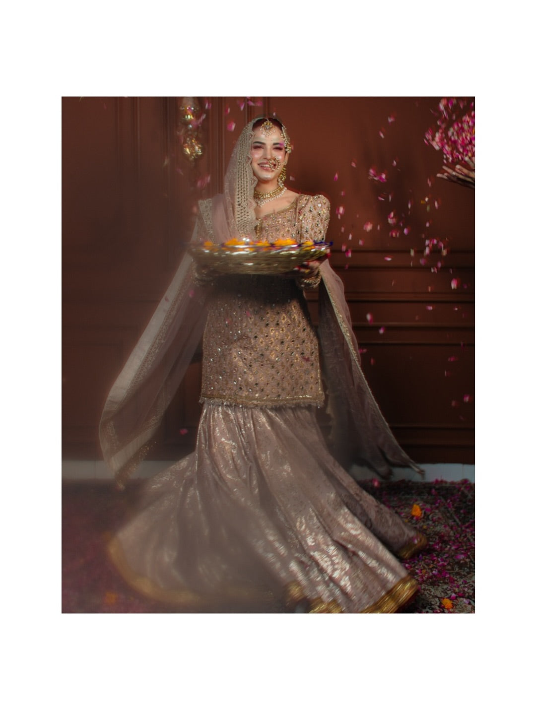 MOHSIN NAVEED RANJHA MIRROR GHARARA