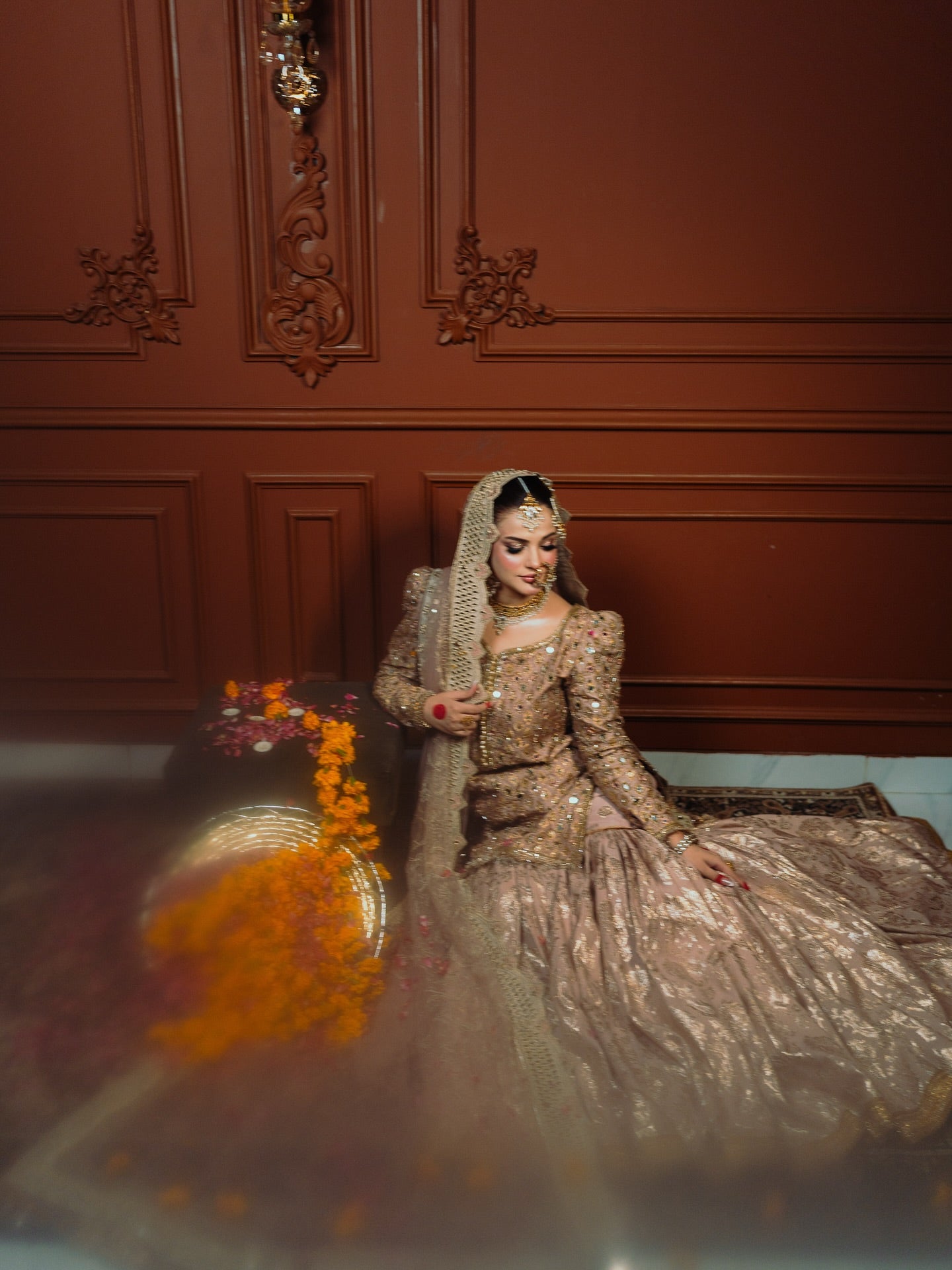 MOHSIN NAVEED RANJHA MIRROR GHARARA