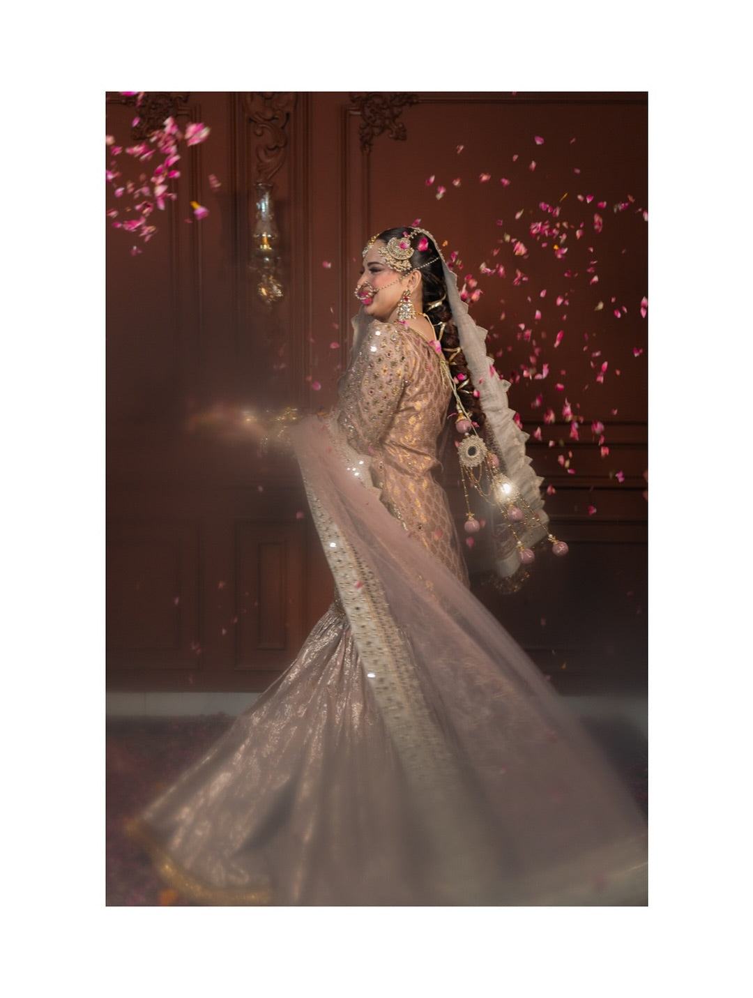 MOHSIN NAVEED RANJHA MIRROR GHARARA