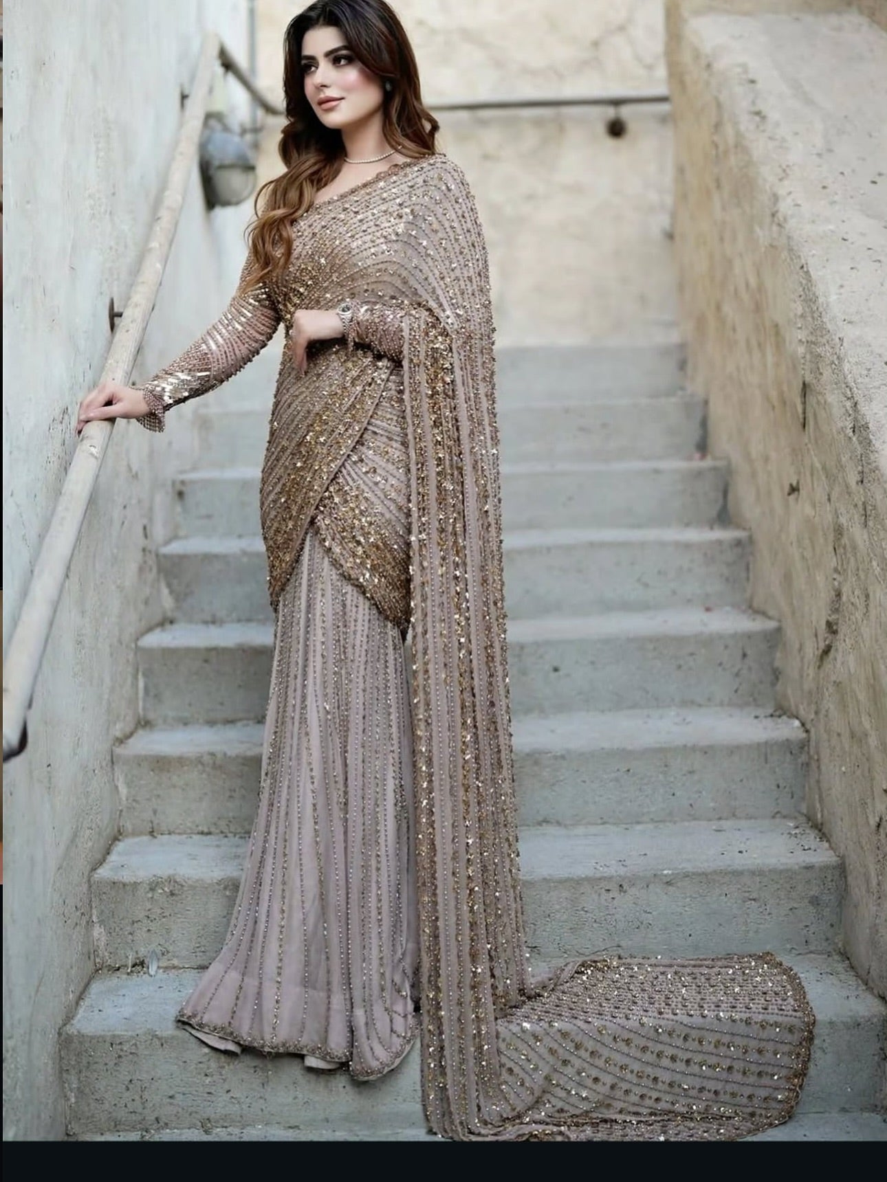Mirosh Phool Sitara Saree-MR01