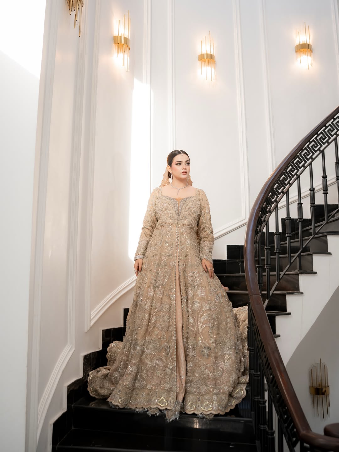 SUFFUSE MUZNA BEIGE-SUF10