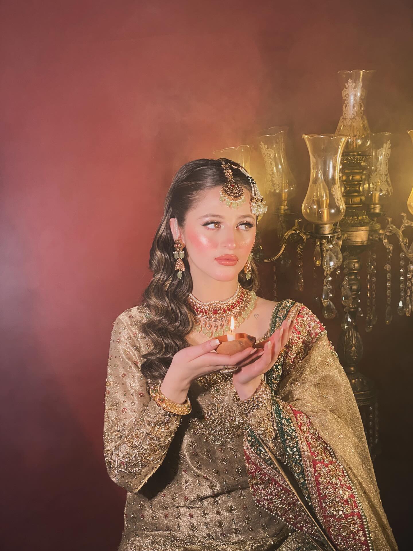 FAIZA SAQLAIN ZIYAARAH-FS28