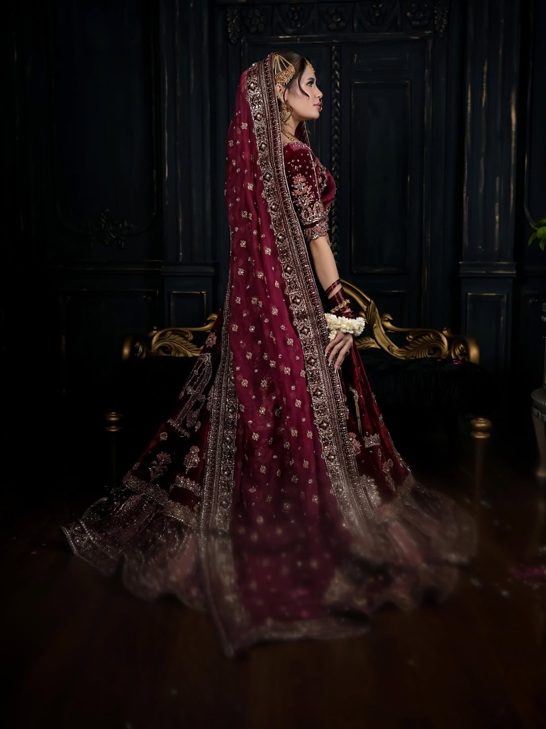 MNR ZAMAIRE VELVET HALF SLEEVES-MNR04