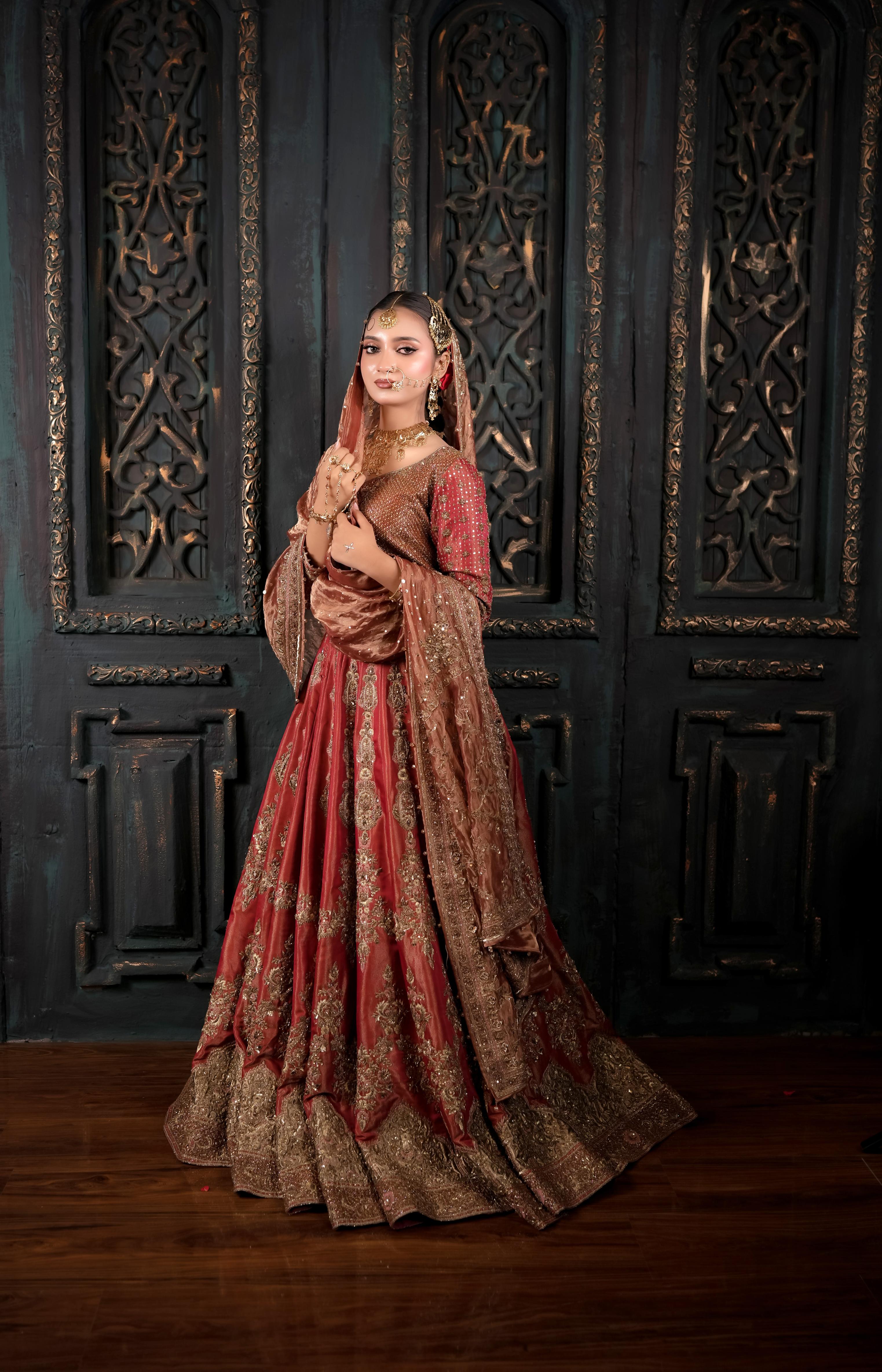 FAIZA SAQLAIN ZAAVIYA- FS08 - Sassy Brides