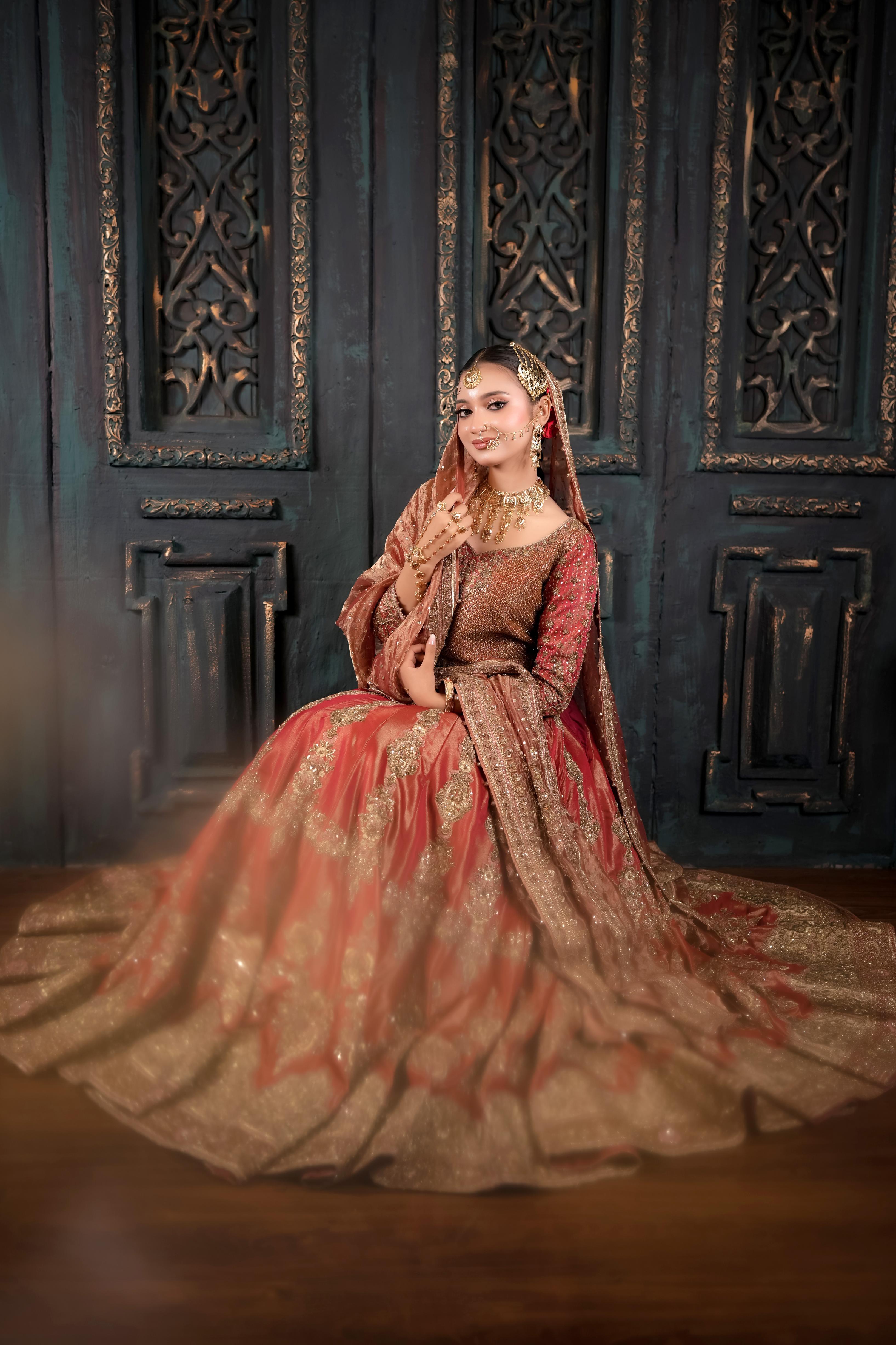 FAIZA SAQLAIN ZAAVIYA- FS08 - Sassy Brides