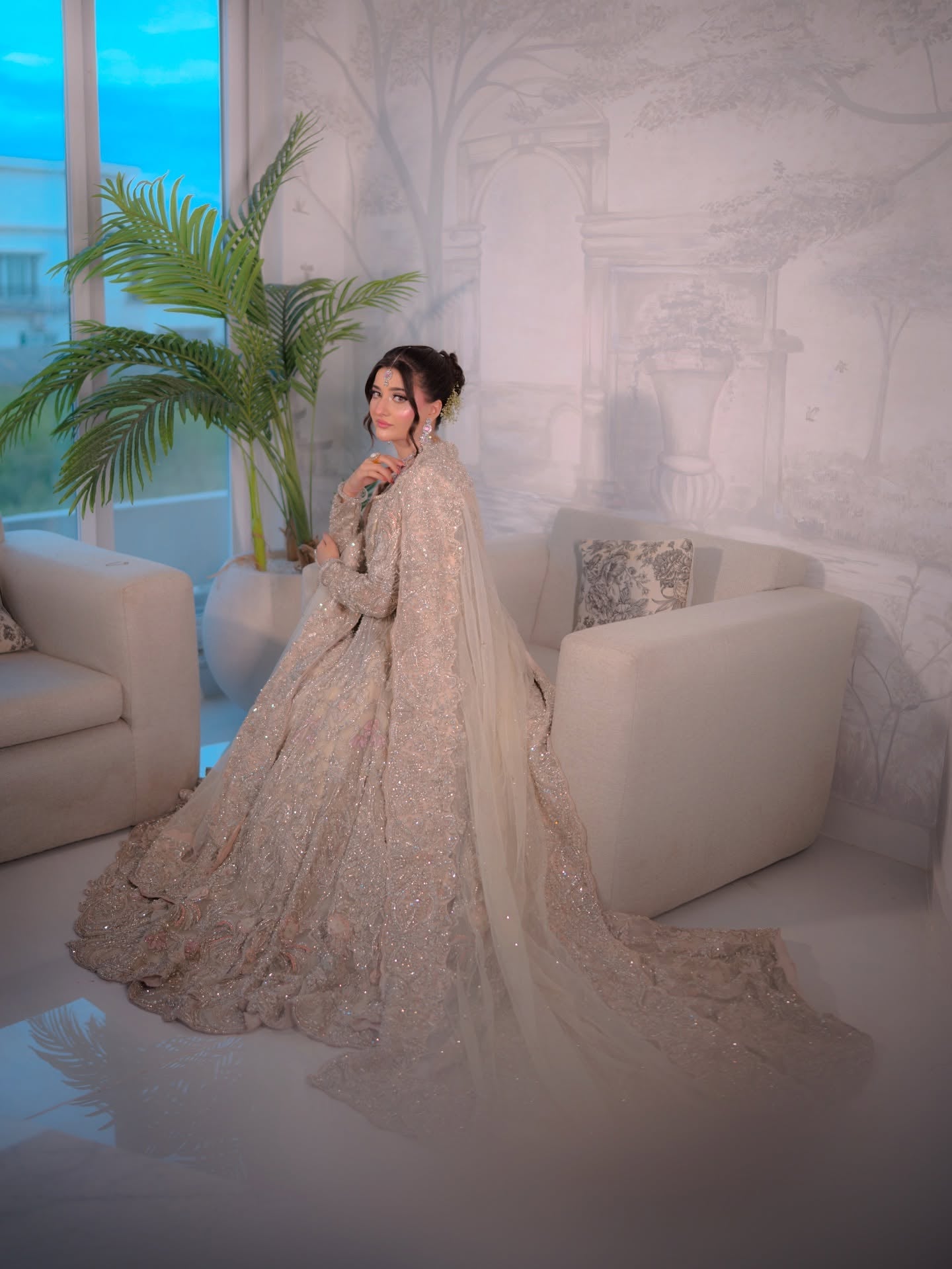 Suffuse Grey Frill-SUF12