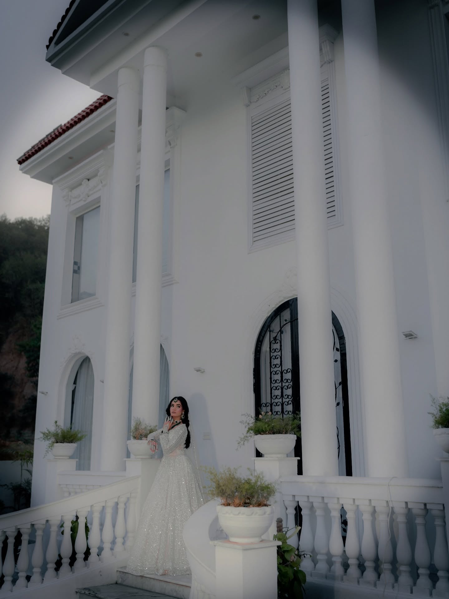 Seema Gujral Formal-SJ01